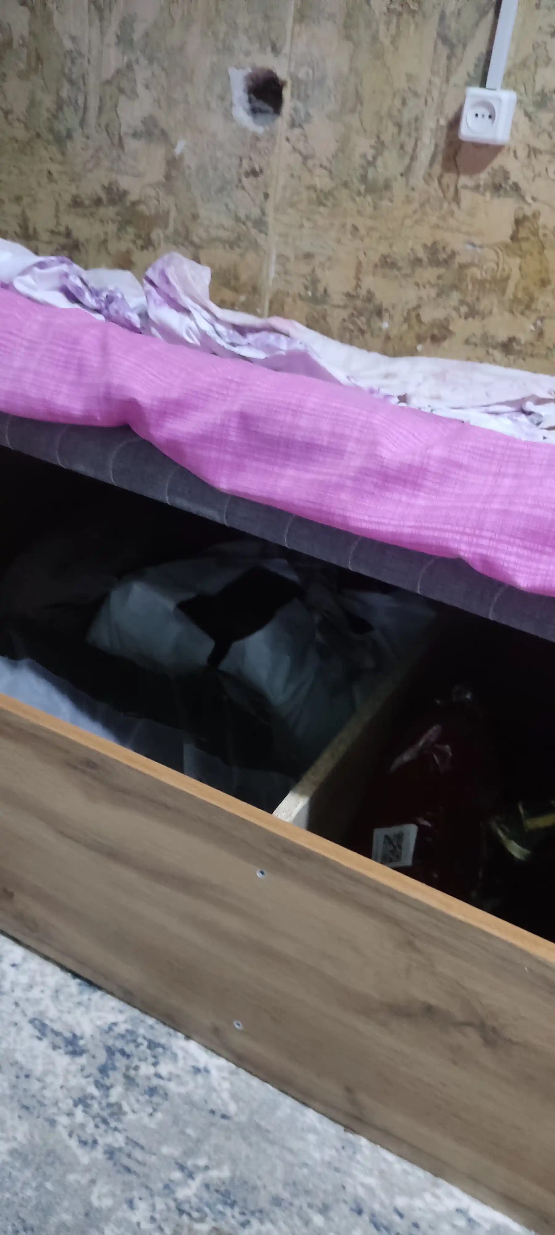 Bir kishilik to'shak, matras bilan