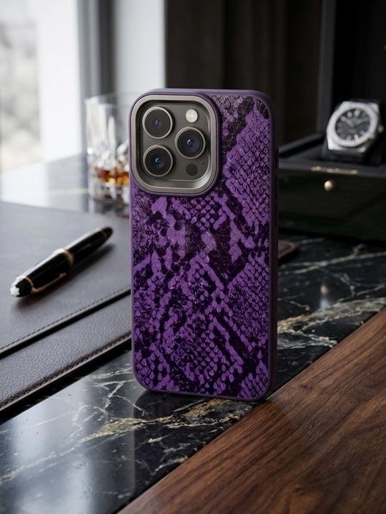 Чехол для iPhone 14 Pro - 