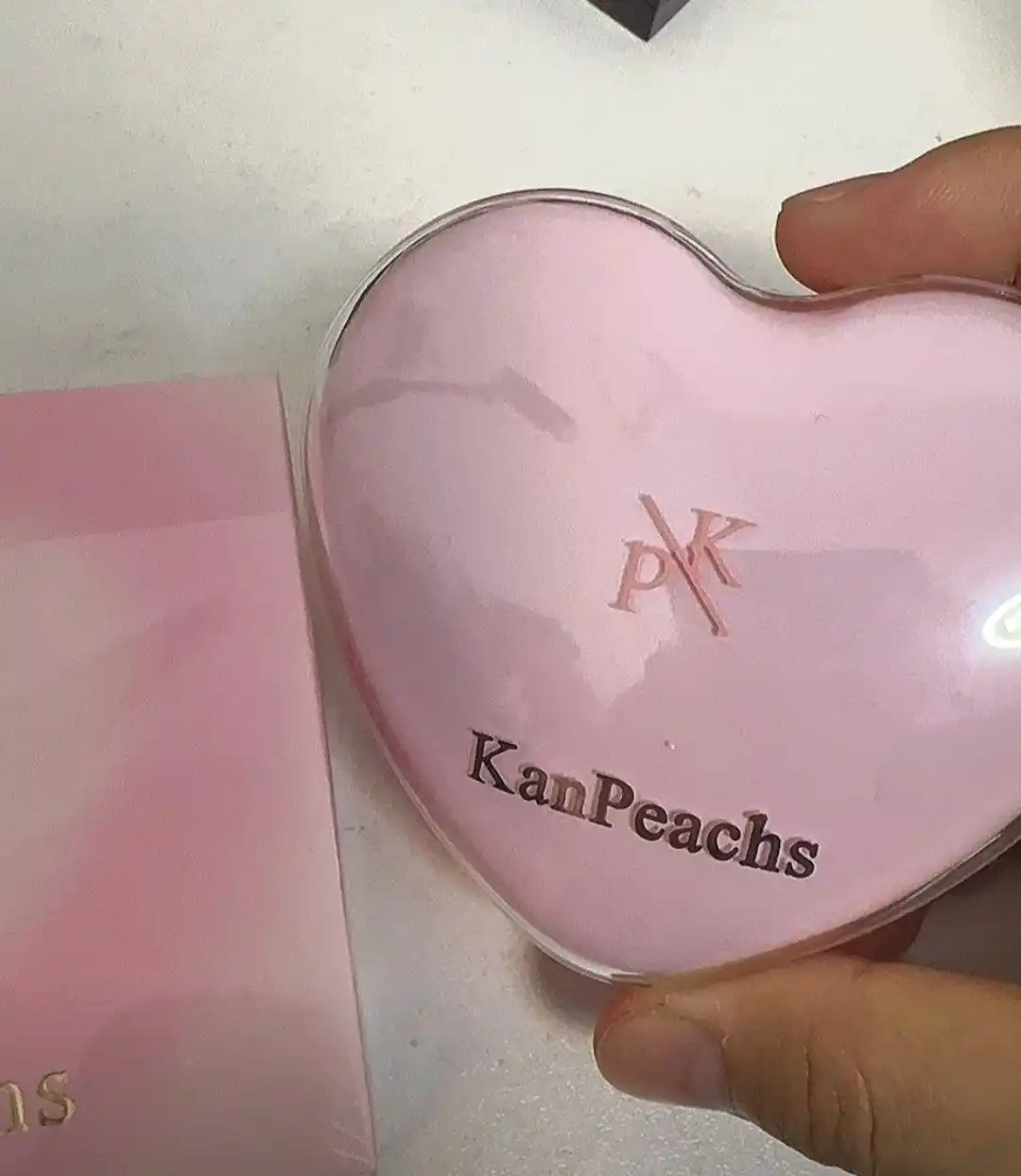 Кушон KanPeachs: Эффект Glow, идеальное покрытие и легкое сияние! С защитой SPF 50+++