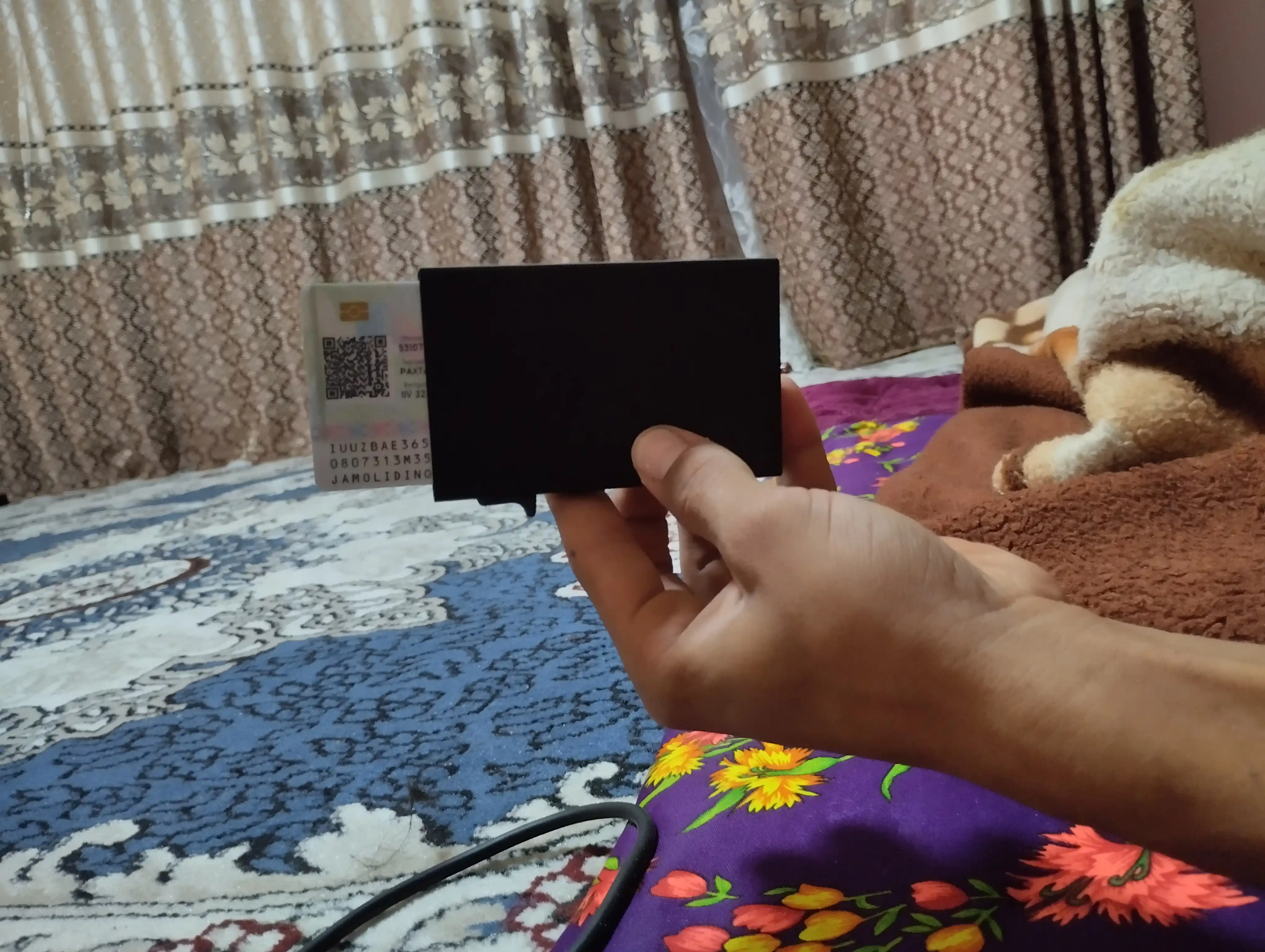 RFID himoyasi bilan metall karta egasi, ixcham va ishonchli, taktik, hujjatlar uchun