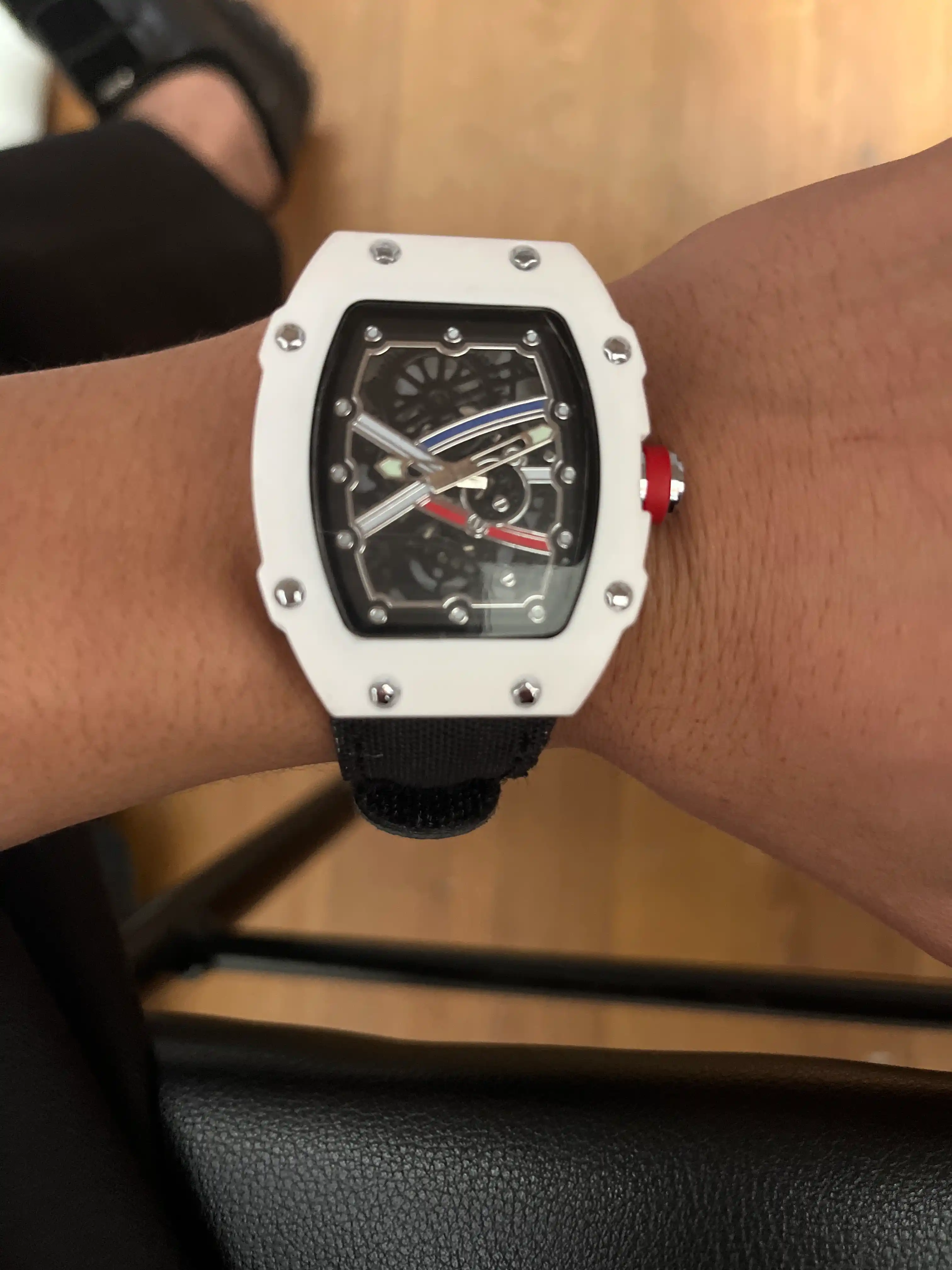 Richard mille Erkaklar qo'l soati,universal soat,turli rang va turlari mavjud
