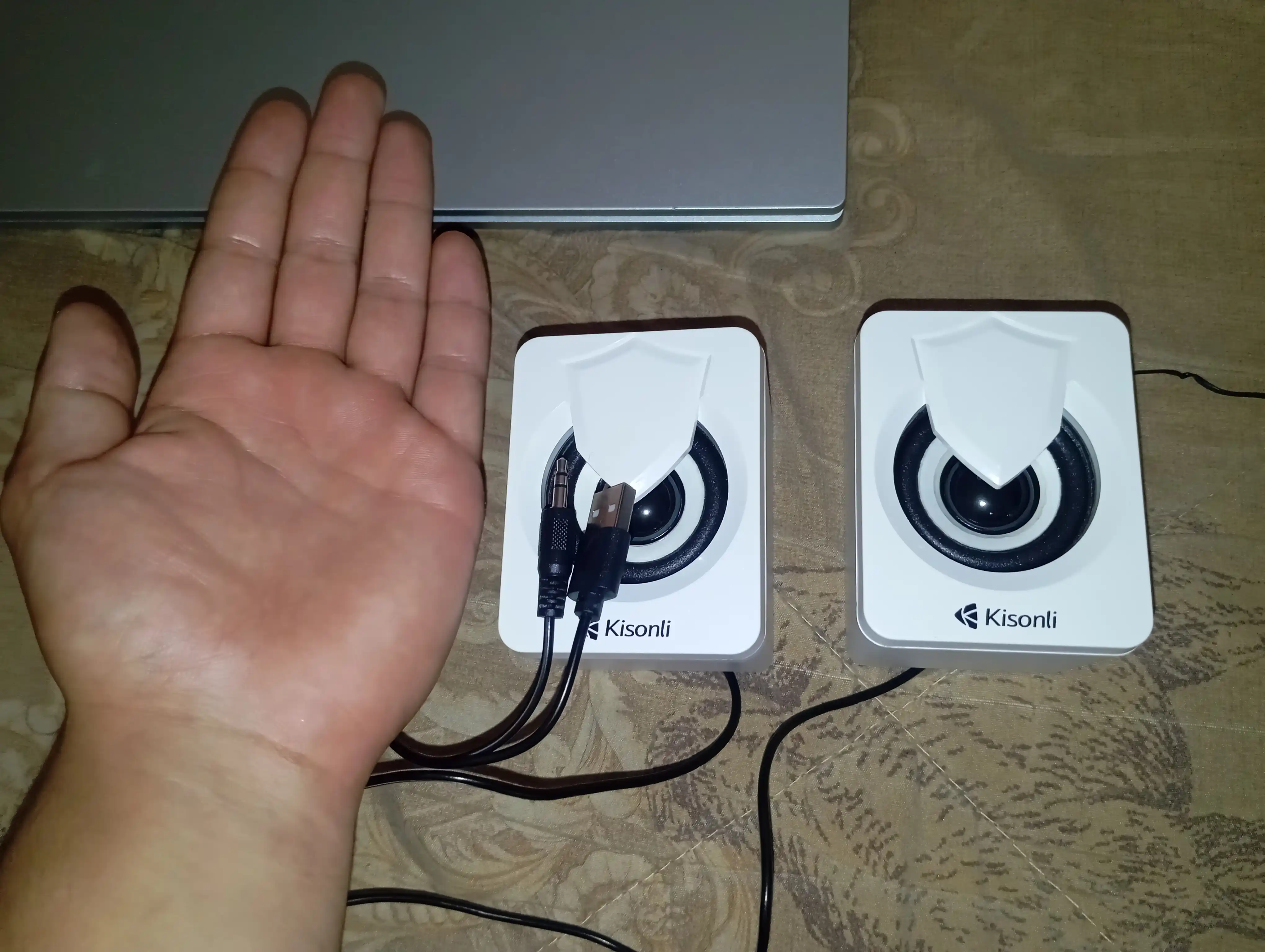 Колонки для компьютера Kisonli L-1030 5 Вт, 2.0, питание от USB, RGB подсветка