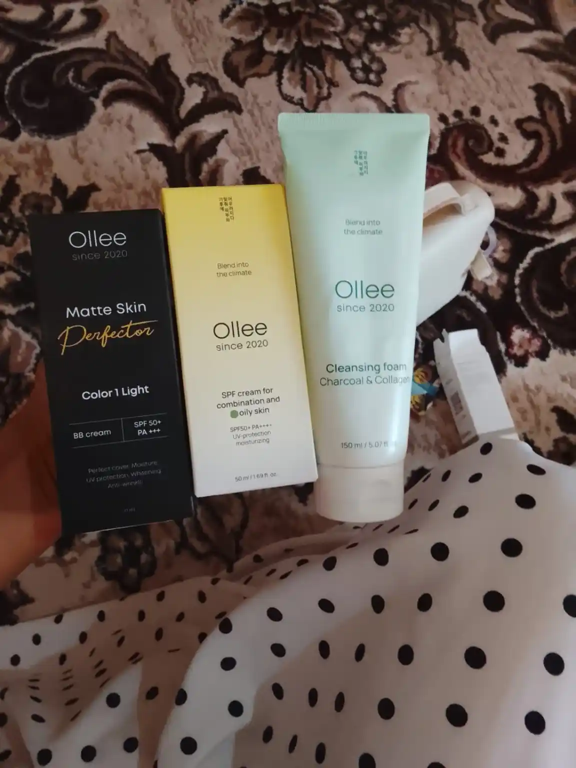 Krem SPF50+ quyoshdan himoya yog‘li, quruq va kombinatsiyalangan teri uchun OLLEE 50 ml