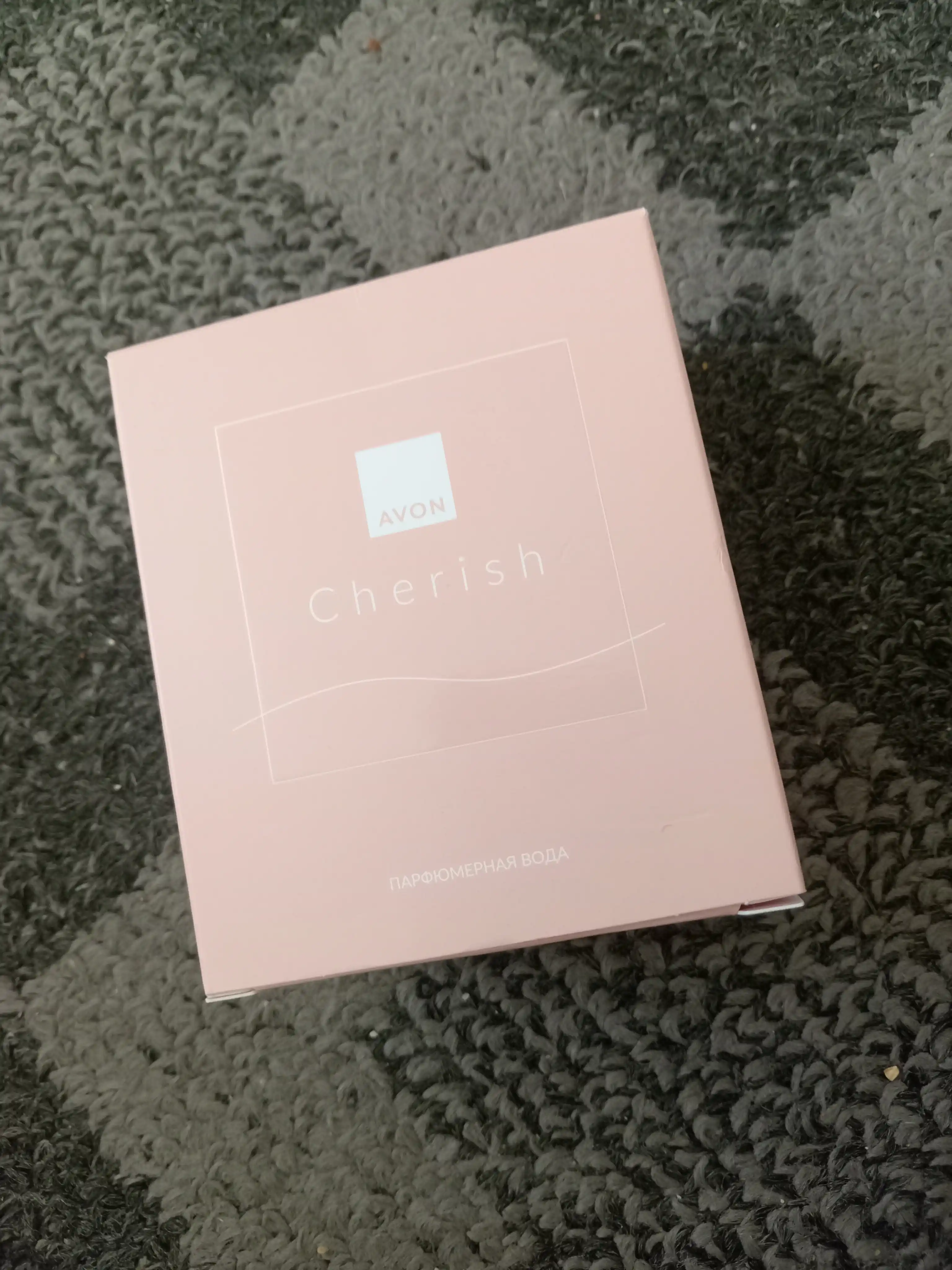 Ayollar uchun parfyumlangan suv Avon Cherish, 45 ml