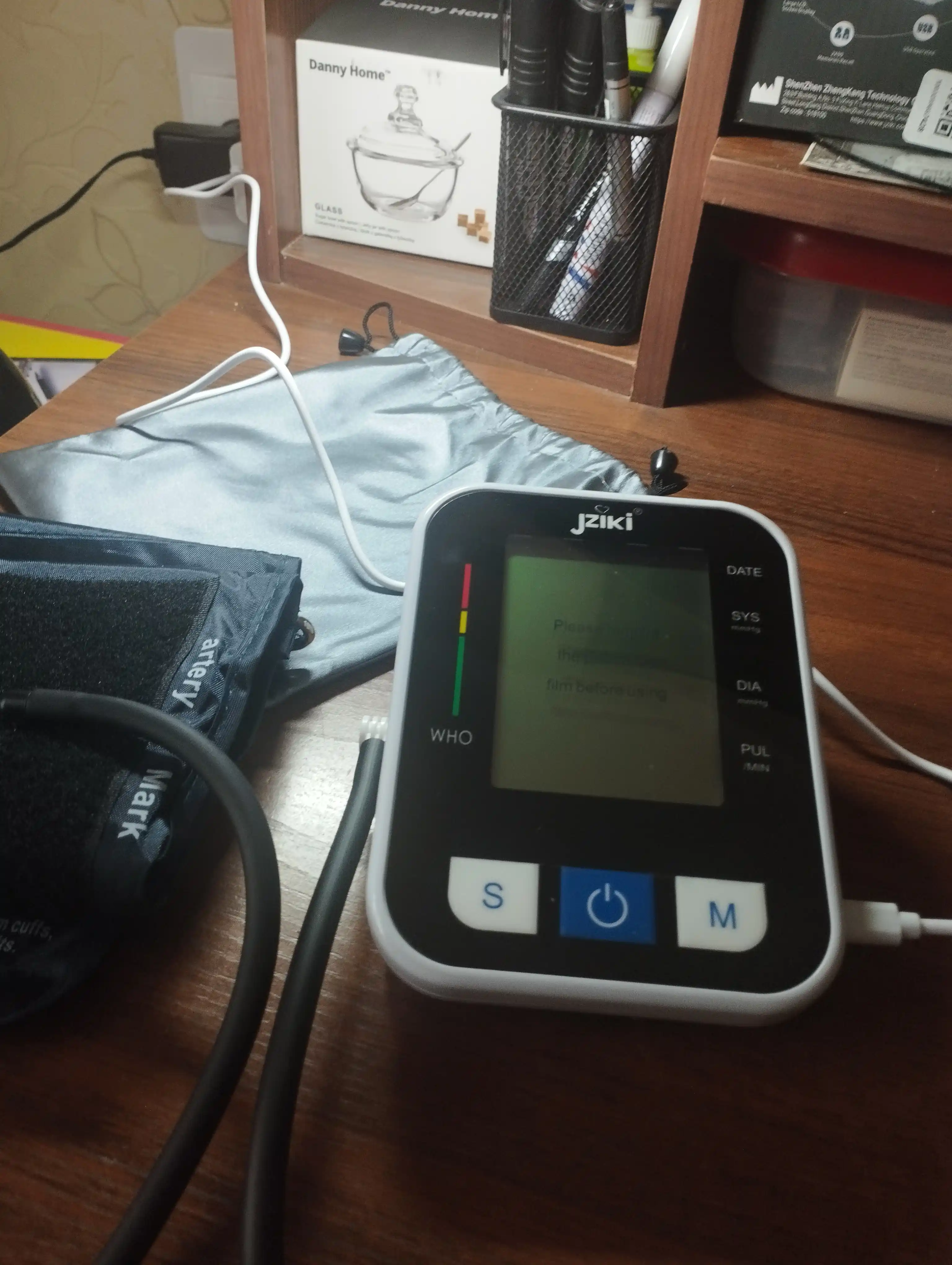 Bosimni o‘lchash uchun avtomatik JZIKI tonometri, ovozli, elektron, IPR tizimi bilan