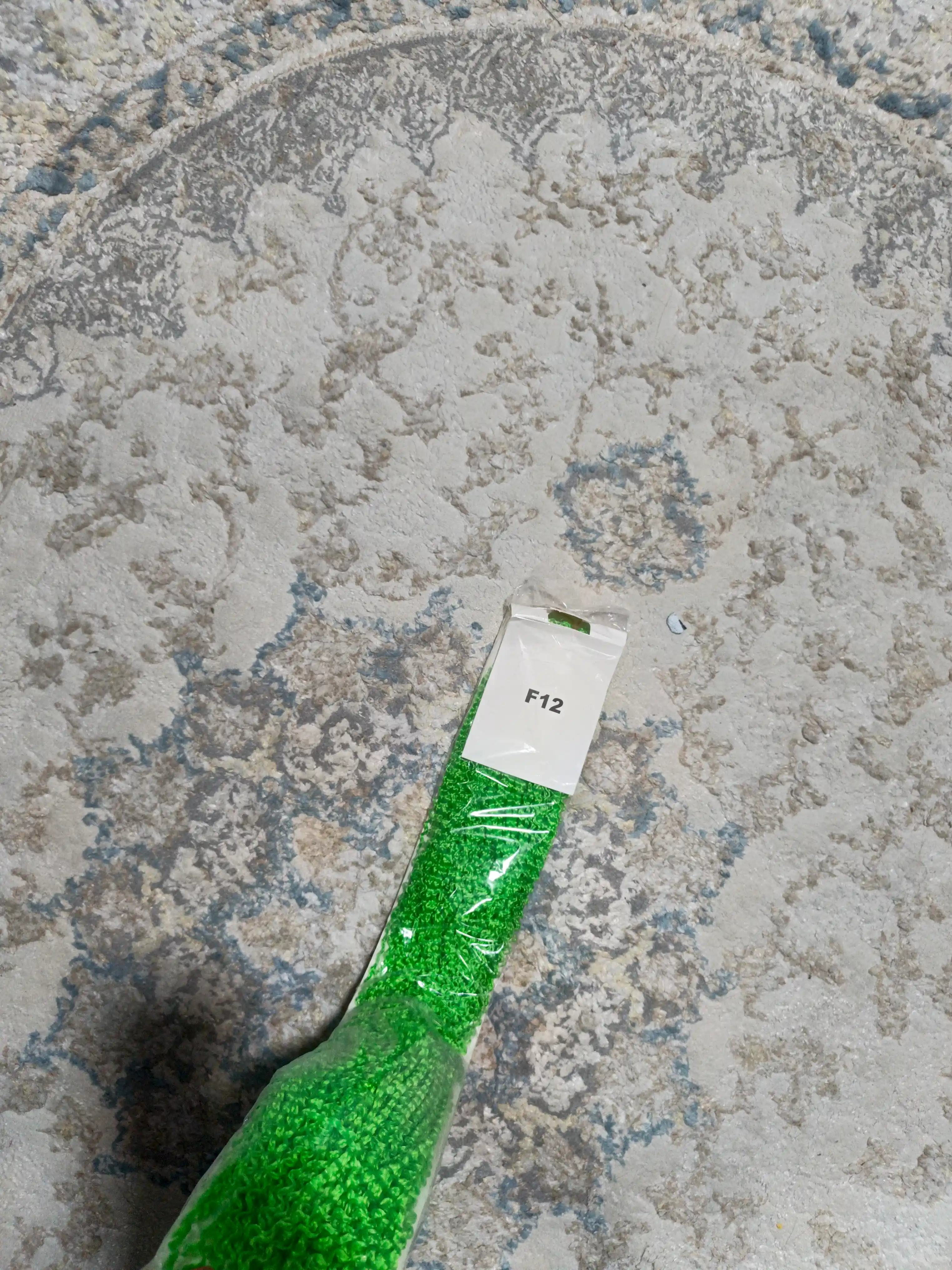 Makaron kokillarini o‘rish uchun sintetik sochlar to‘plami