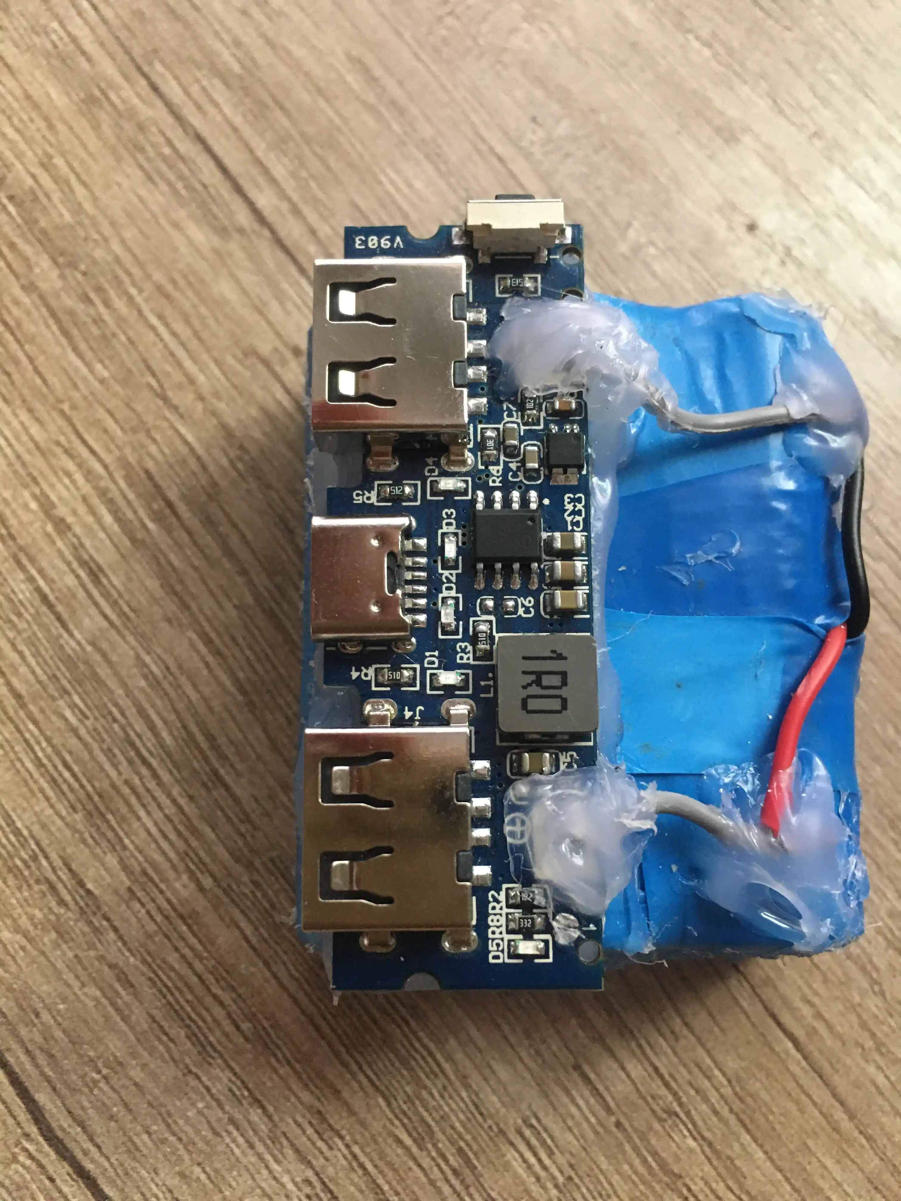 Плата Power Bank IP5407 USB 5V 2.4A Micro Type-C Модуль заряда литий-ионных аккумуляторов