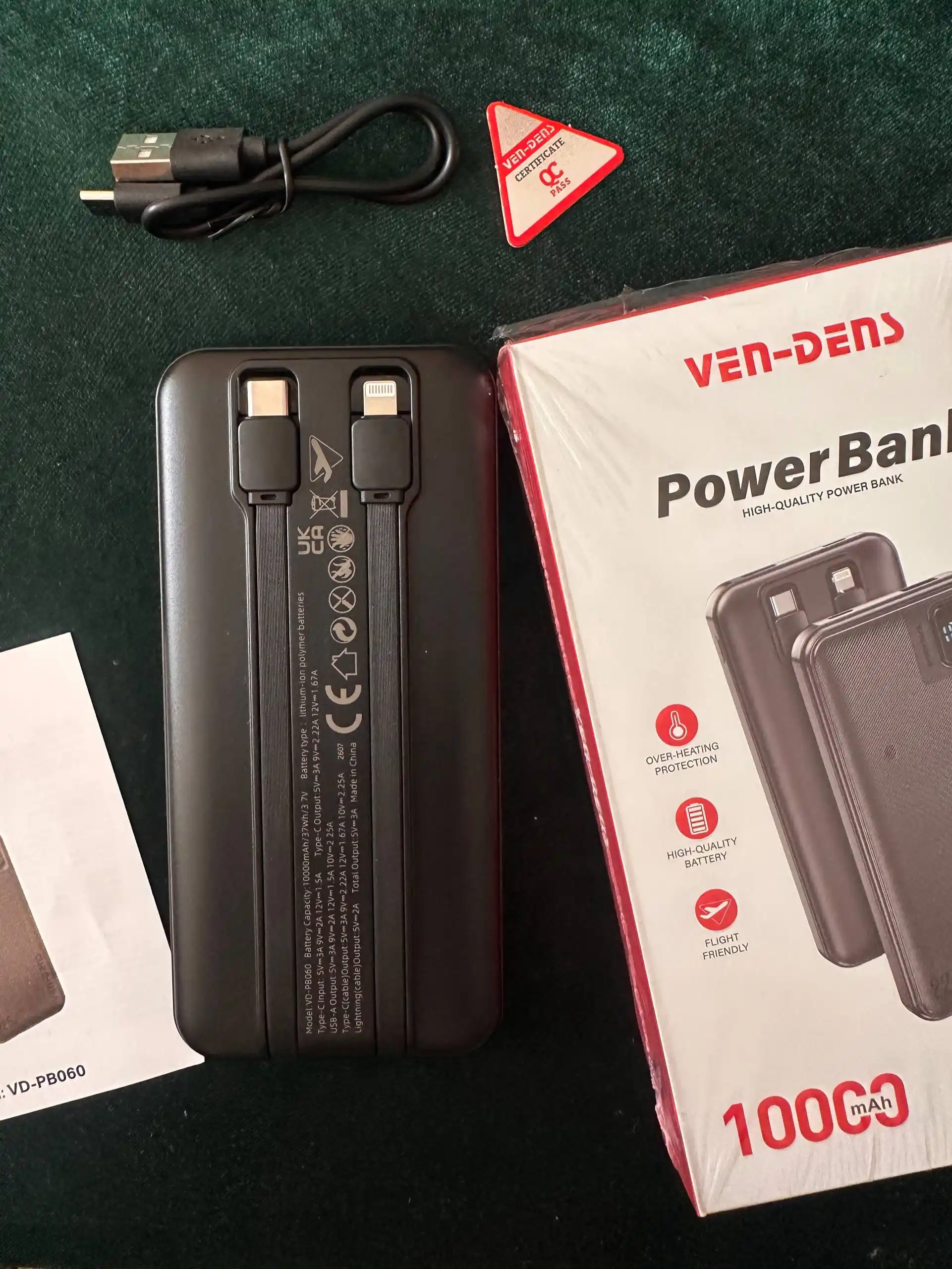 Power Bank 20000mA 22W tezkor quvvat bilan tashqi akkumulyatori +2 kabel bilan