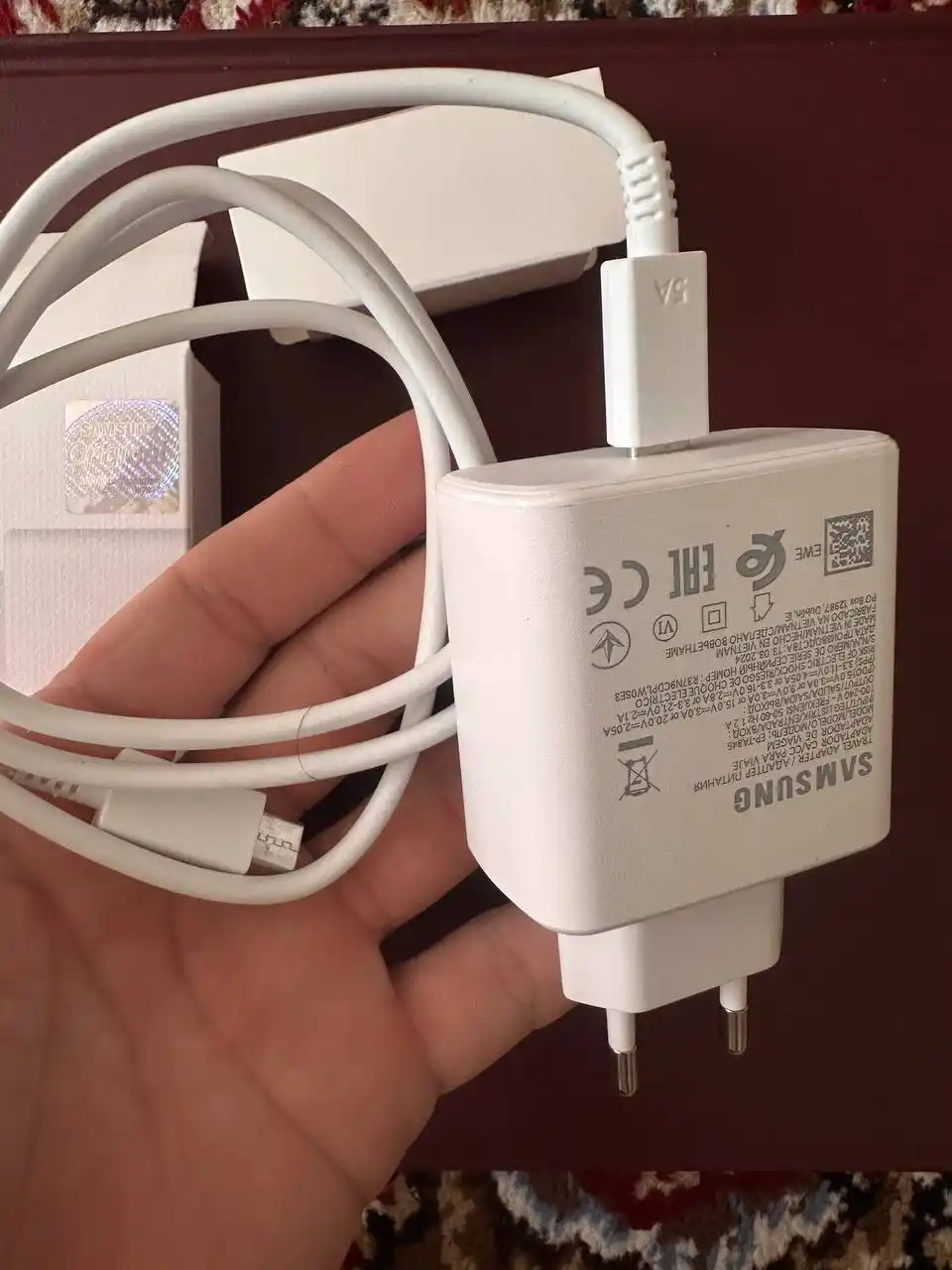 Samsung 45W PD Adapter – мощное и безопасное зарядное устройство