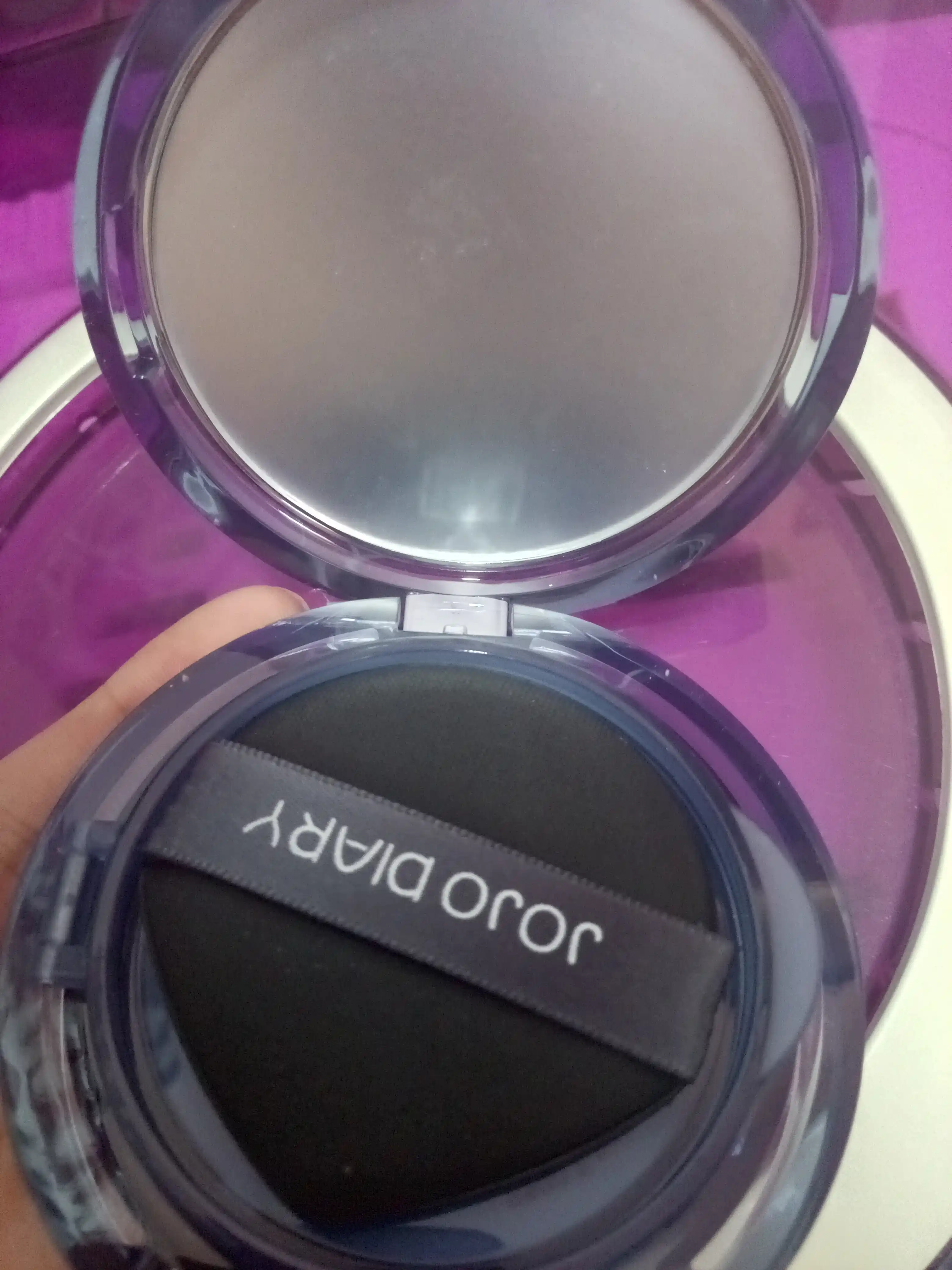 JOJO DIARY Ko'zgu va gubka bilan qoplangan havo yostiqli BB kremli asos, tabiiy qoplama