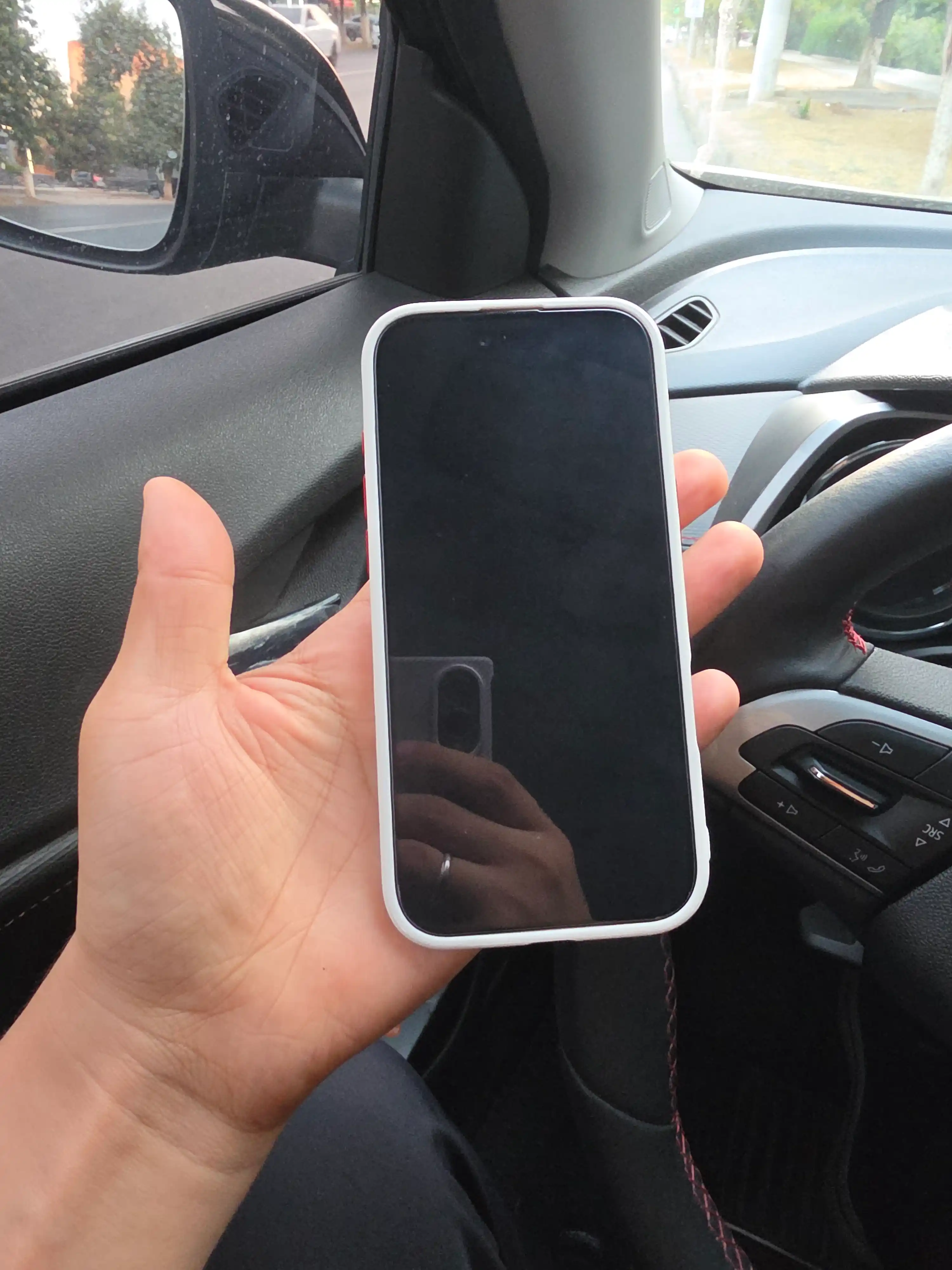 Магнитный чехол для iPhone 14 15 16 17 Pro Max Air противоударный матовый