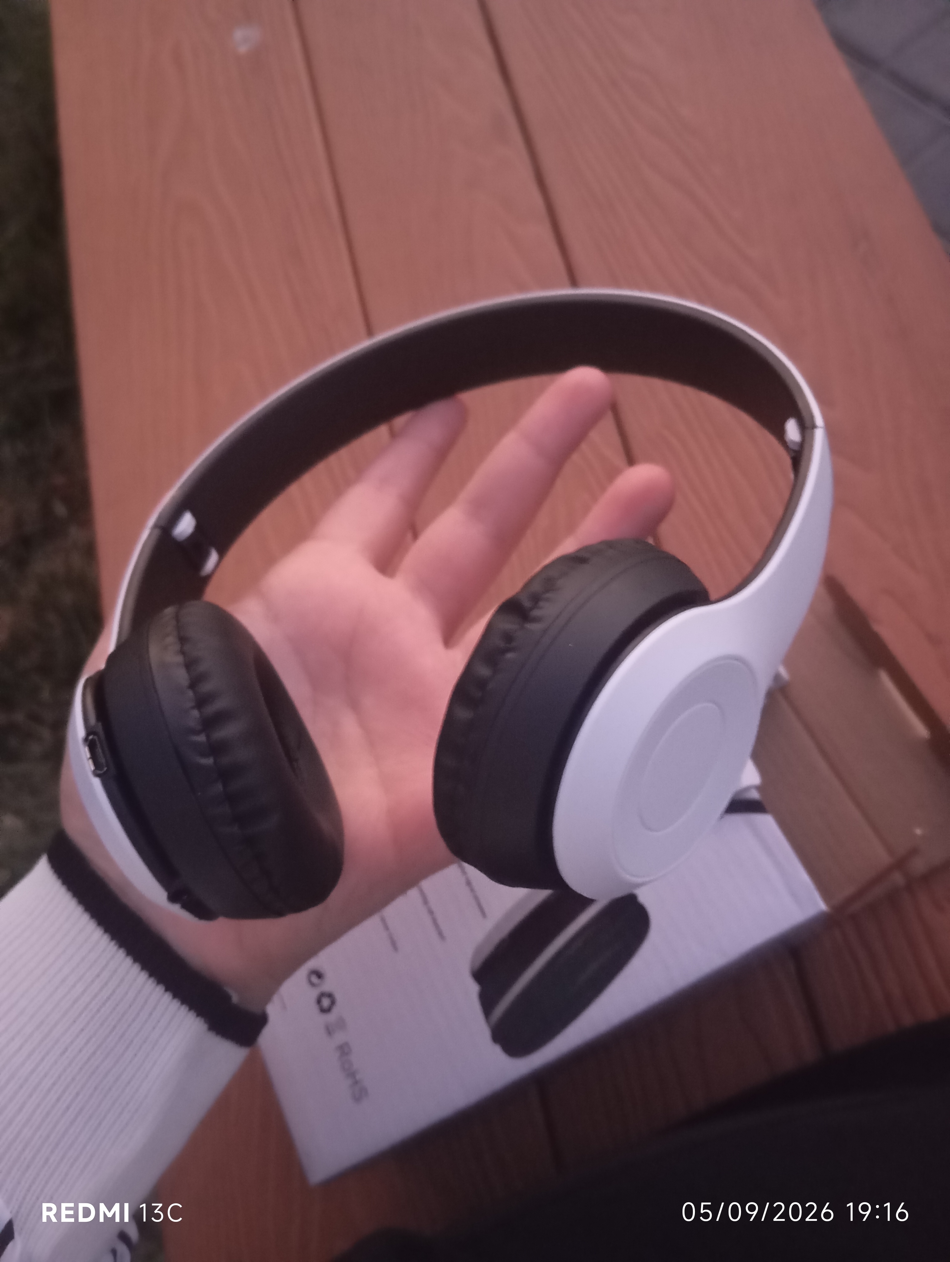 Simsiz quloqchinlar P47, Bluetooth 5.0, yig'iluvchan, mikrofon bilan, shovqinsiz