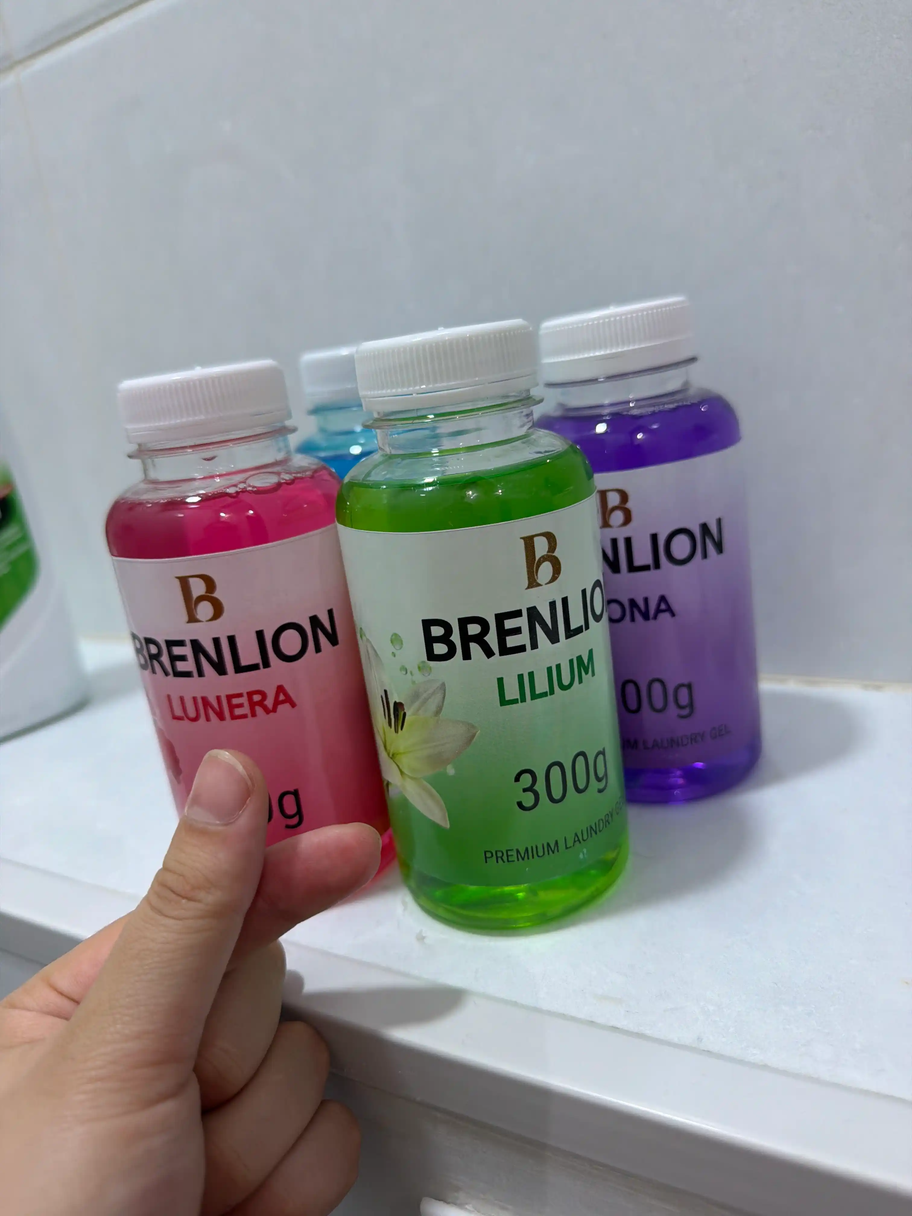 Набор гелей для стирки BRENLION, мини-сет 4-в-1, жидкий порошок для стирки белья, 4 х 300г