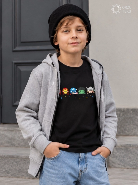 O‘g‘il bolalar va qizlar uchun Marvel printli paxta futbolka, ORZU-TEKS