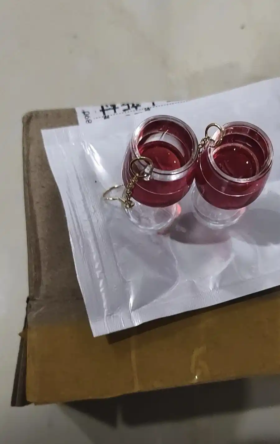 Серьги для женщин в современном стиле