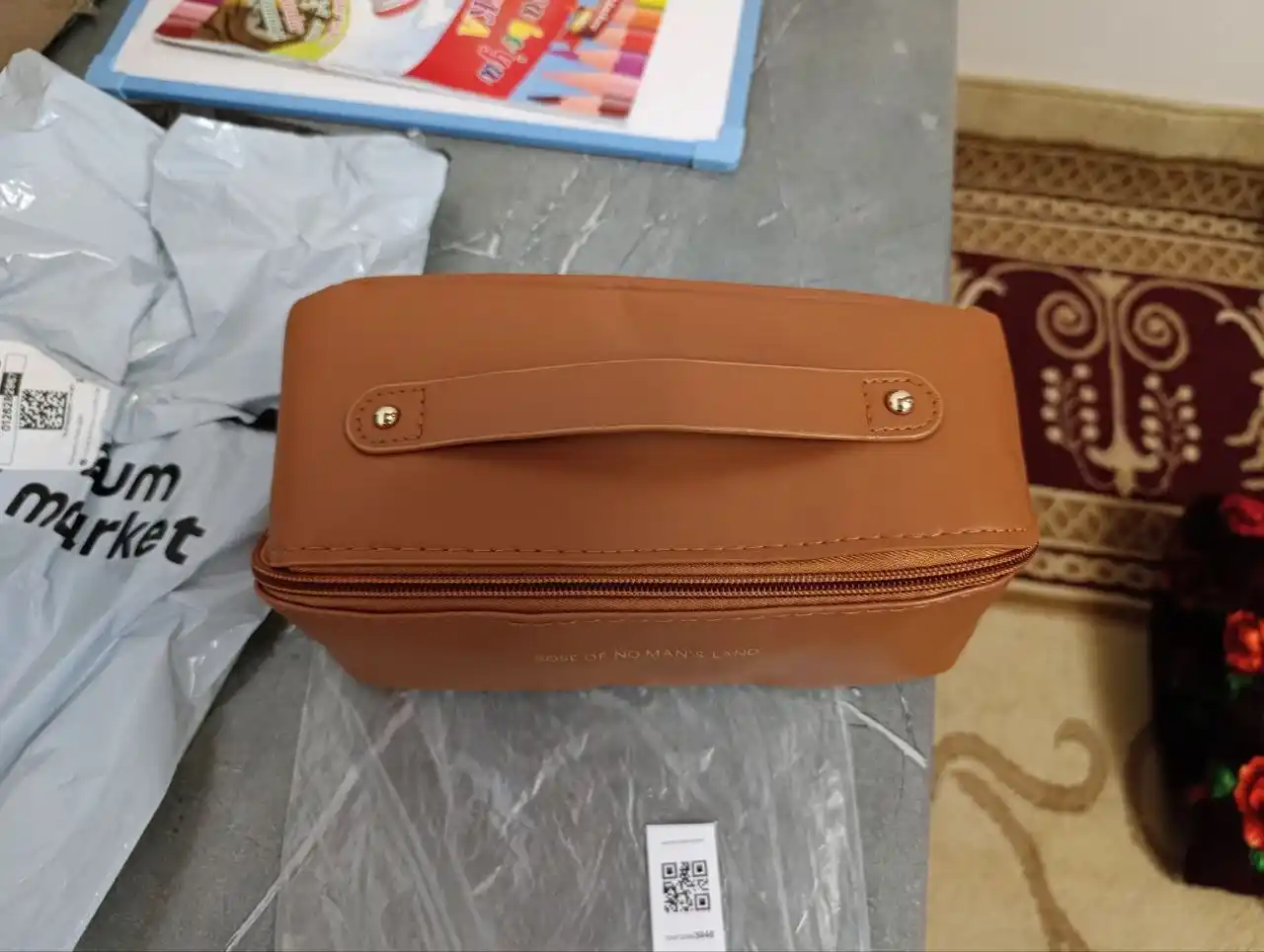 Ayollar kosmetik sumkasi, katta, kosmetika, sumka eko-charmdan, 4 hil rangda