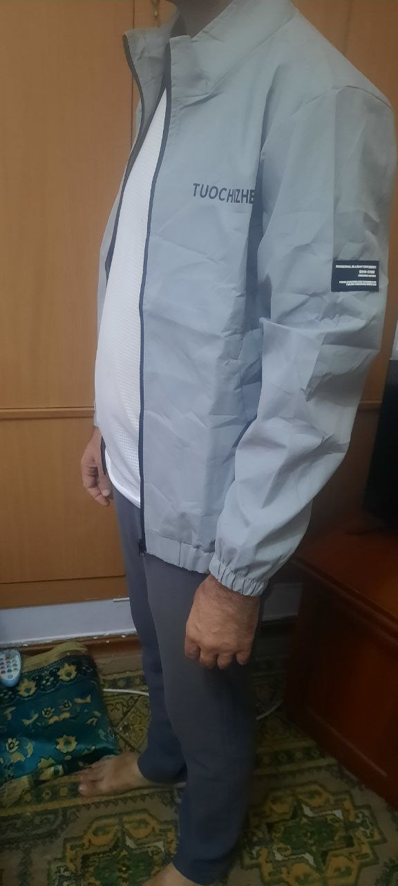 Erkaklar vetrovkasi, Yengil bahorgi-kuzgi bomber, Zamonaviy erkaklar kurtkasi