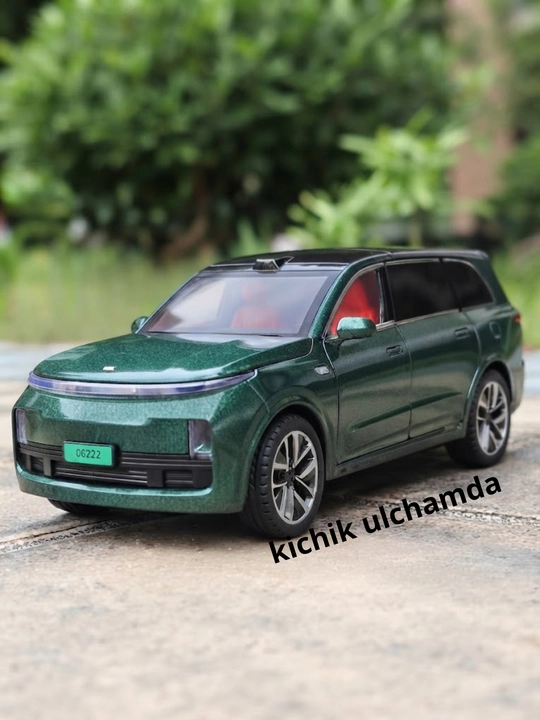 Li Auto L9 kolleksion metall o‘yinchoq mashinasi
