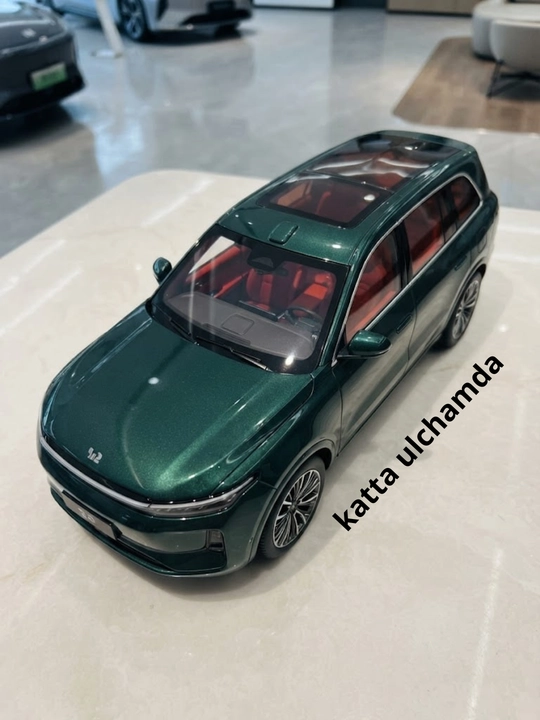 Коллекционная металлическая машинка Li Auto L9 игрушечный