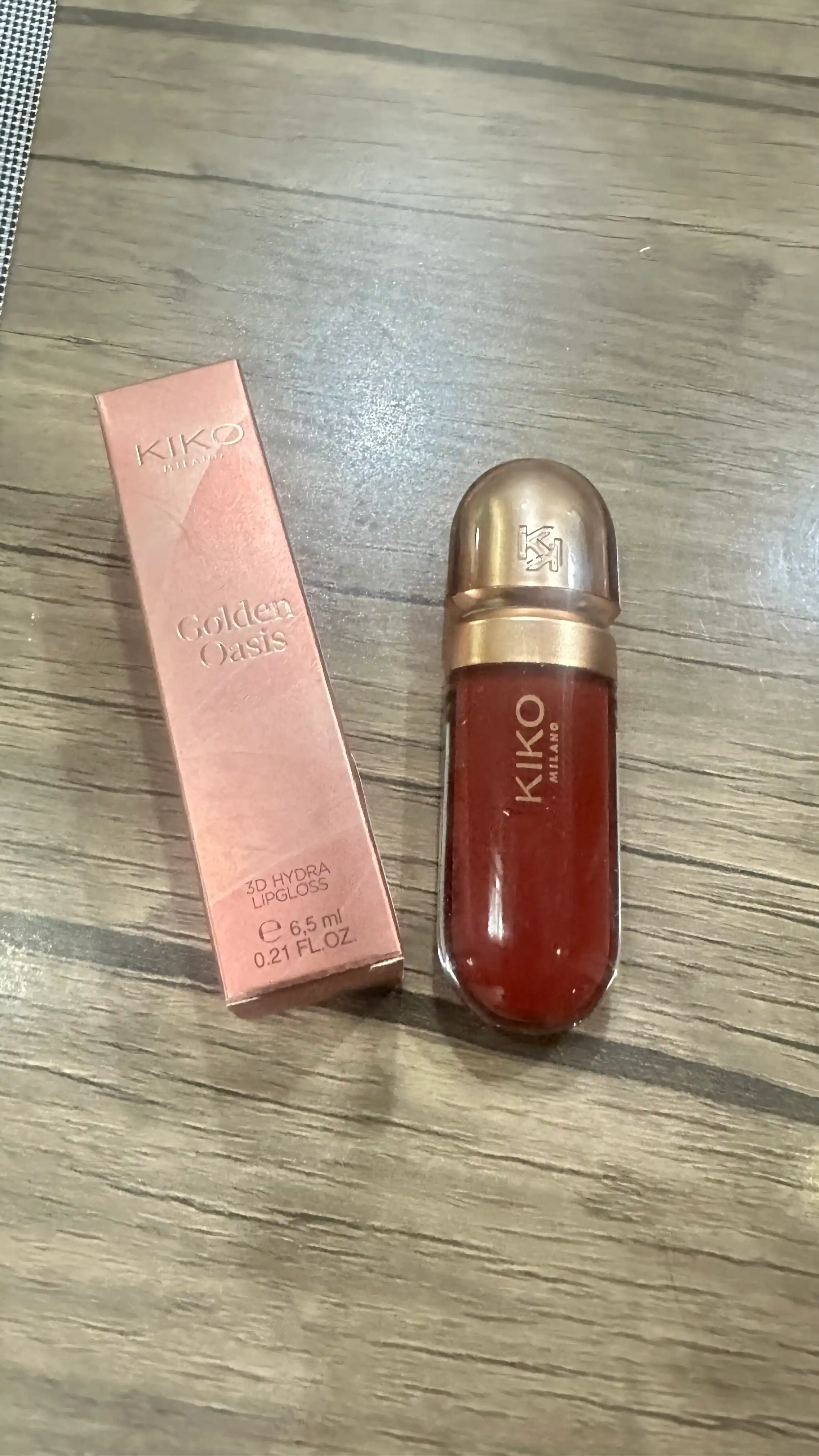 Kiki Milano lab bo‘yog‘i yaltirog‘i, 6.5 ml, 3D effektli