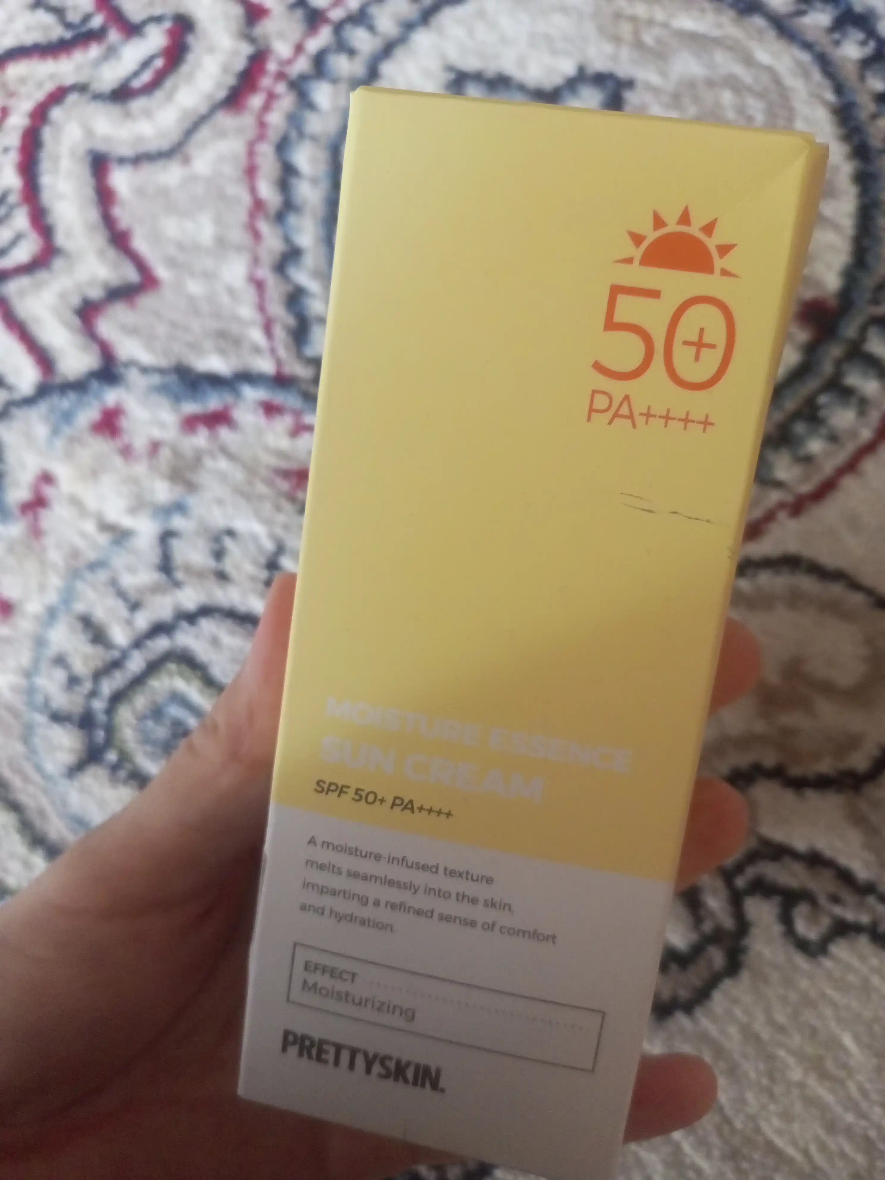 Pretty Skin Yuz uchun namlovchi, quyoshdan himoyalovchi krem SPF50+ PA++++ 4 xil, 70 ml