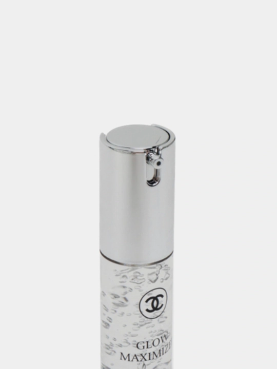 Chanel GLow Maximizer bo'yanish bazasi, namlaydi va silliqlaydi, 30 ml