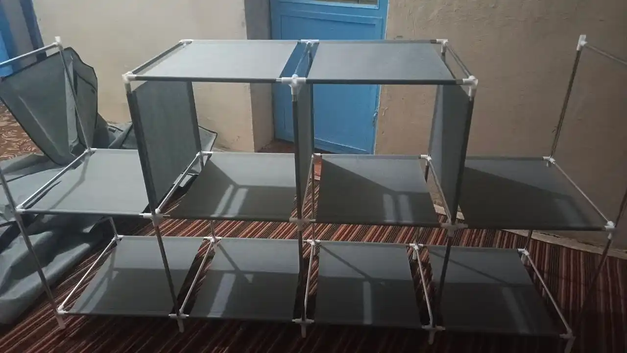 Matoli yig‘ma shkaf, kiyimlar uchun garderob, javonli va osma bo‘limli