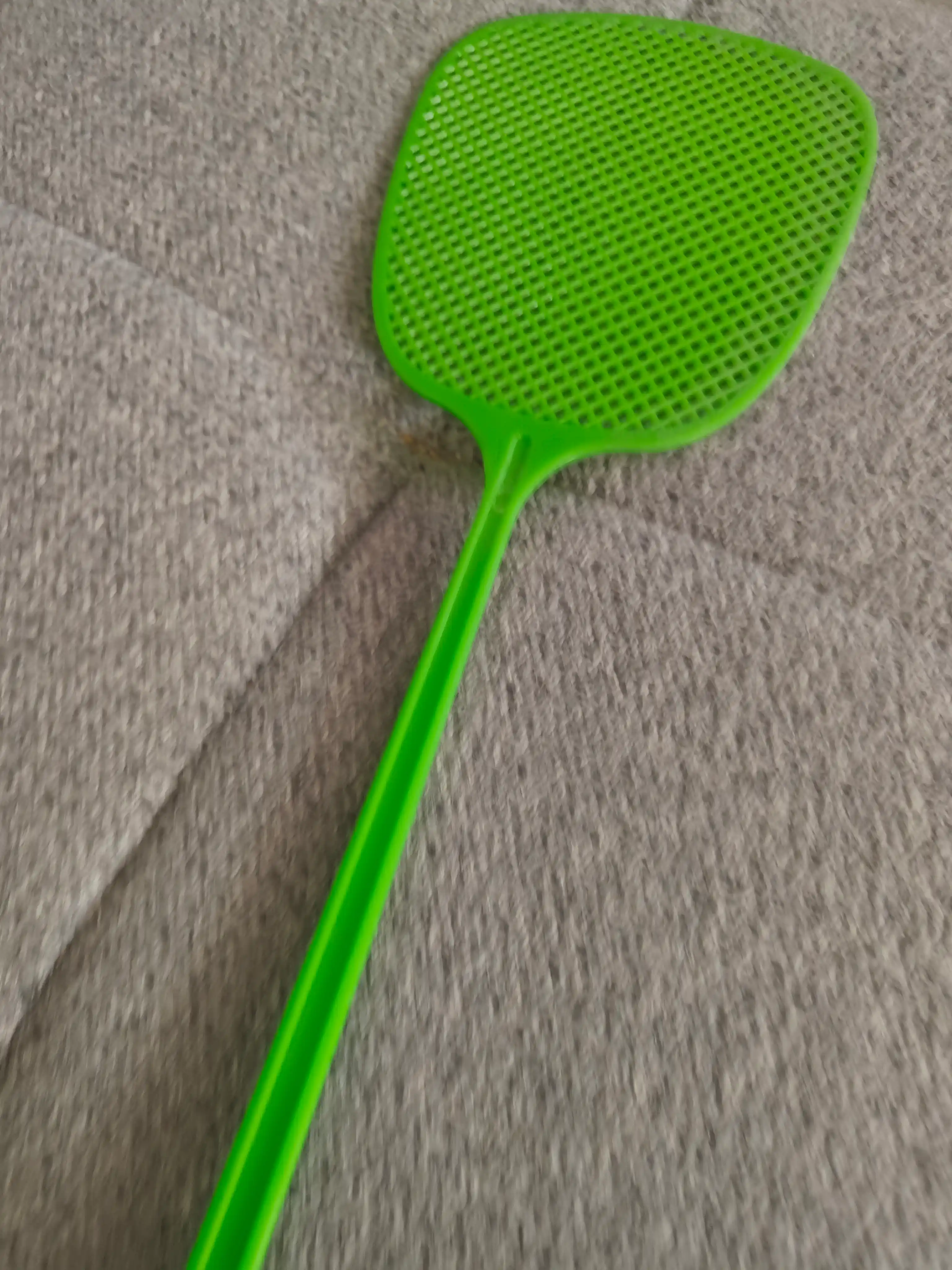 Uy uchun pashsha uradigan vosita, plastmassa uskunasi, hasharotlarga qarshi uskunа