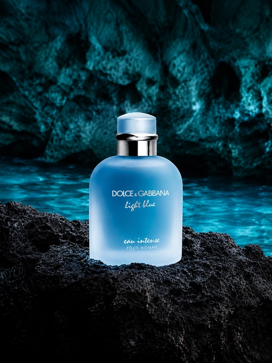 Dolce & Gabbana Light Blue Eau Intense erkaklar parfyumeri, Eau de Parfum dengiz ifori