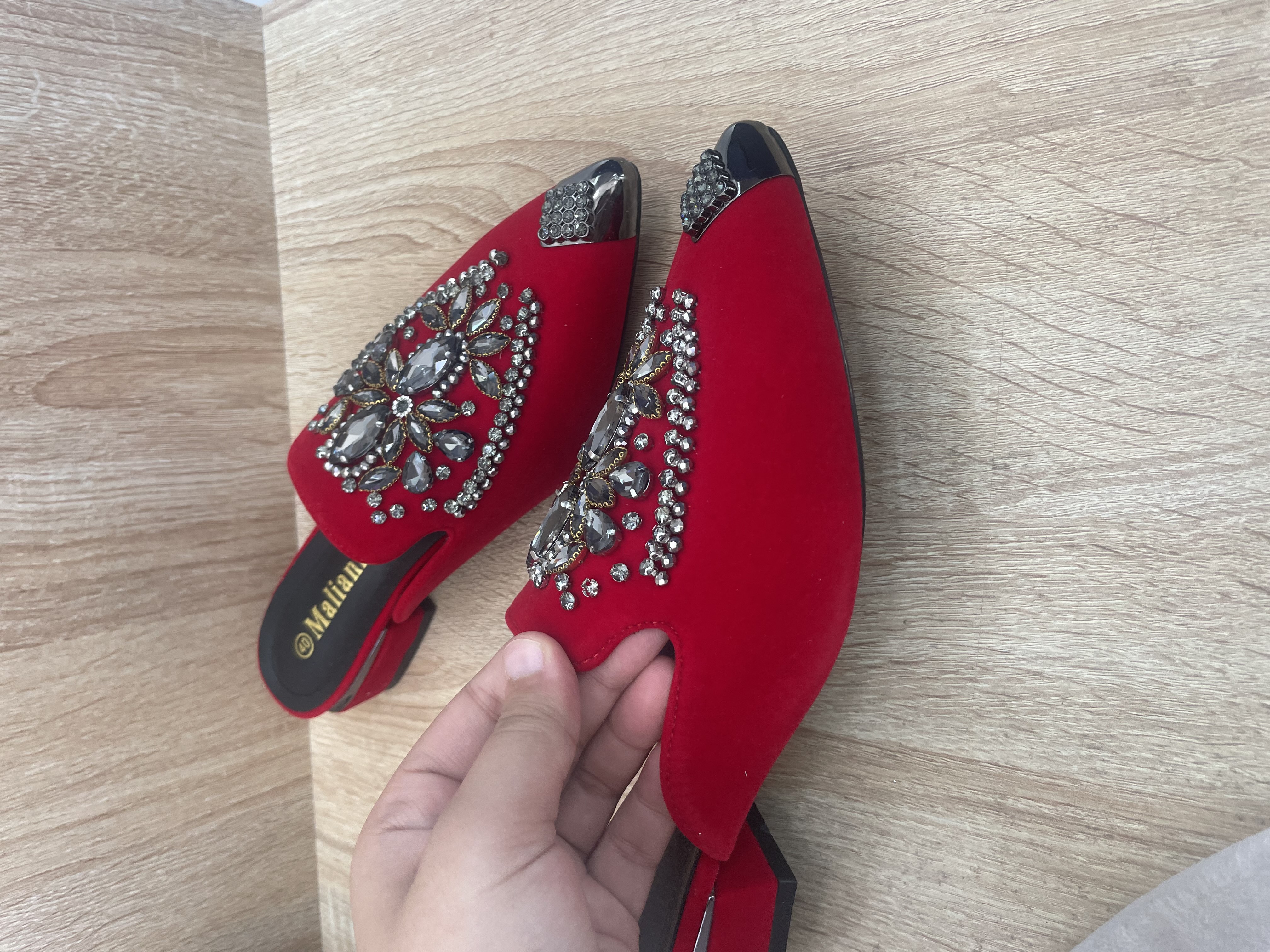 MALIANNA 871-248 flanel ustki qismli ayollar myulisi, 3 sm poshna, 3 rang, 36–40