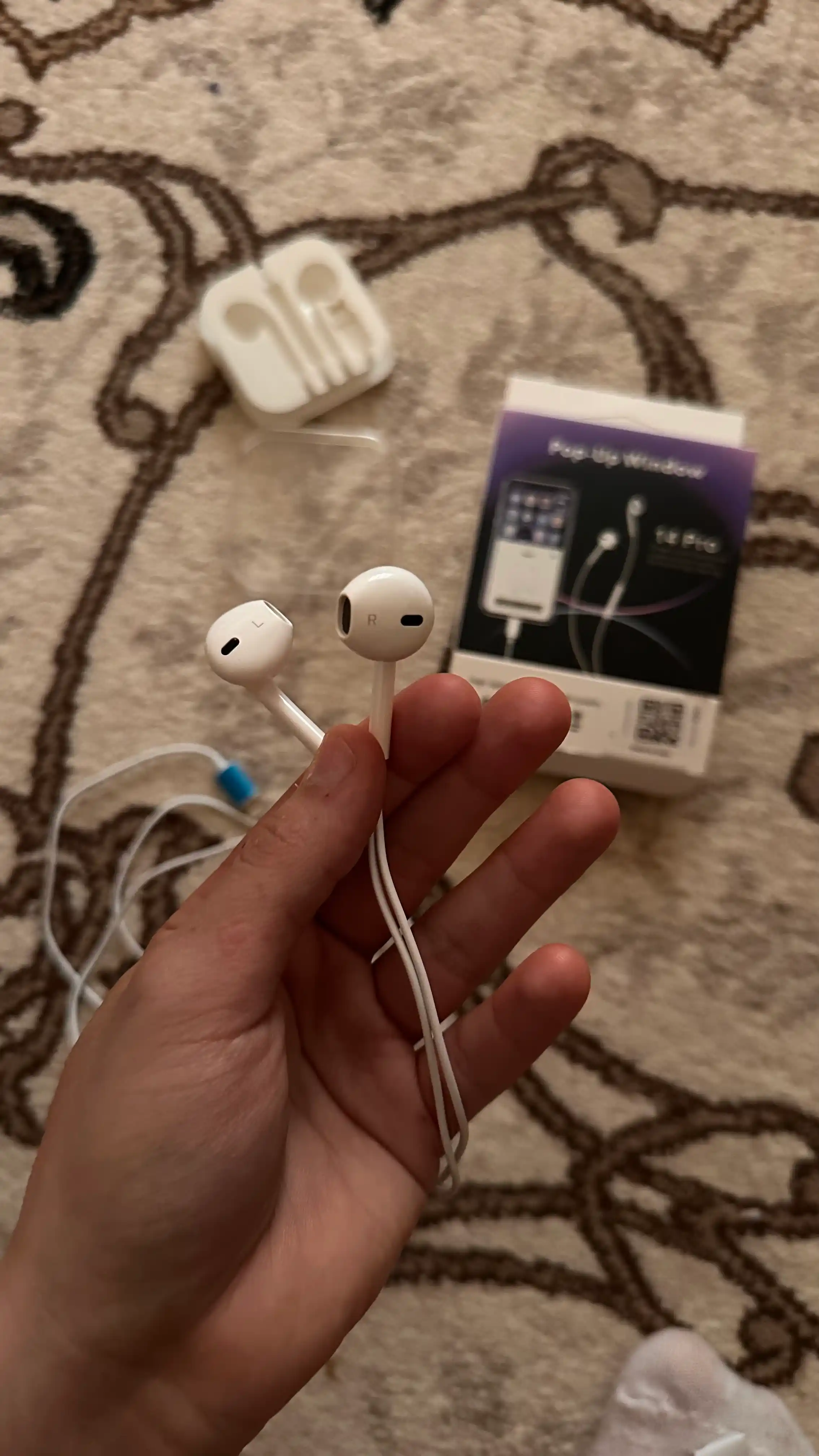 IPhone uchun simli quloqchinlar,naushniklar mikrafon bilan — type-c, lightning