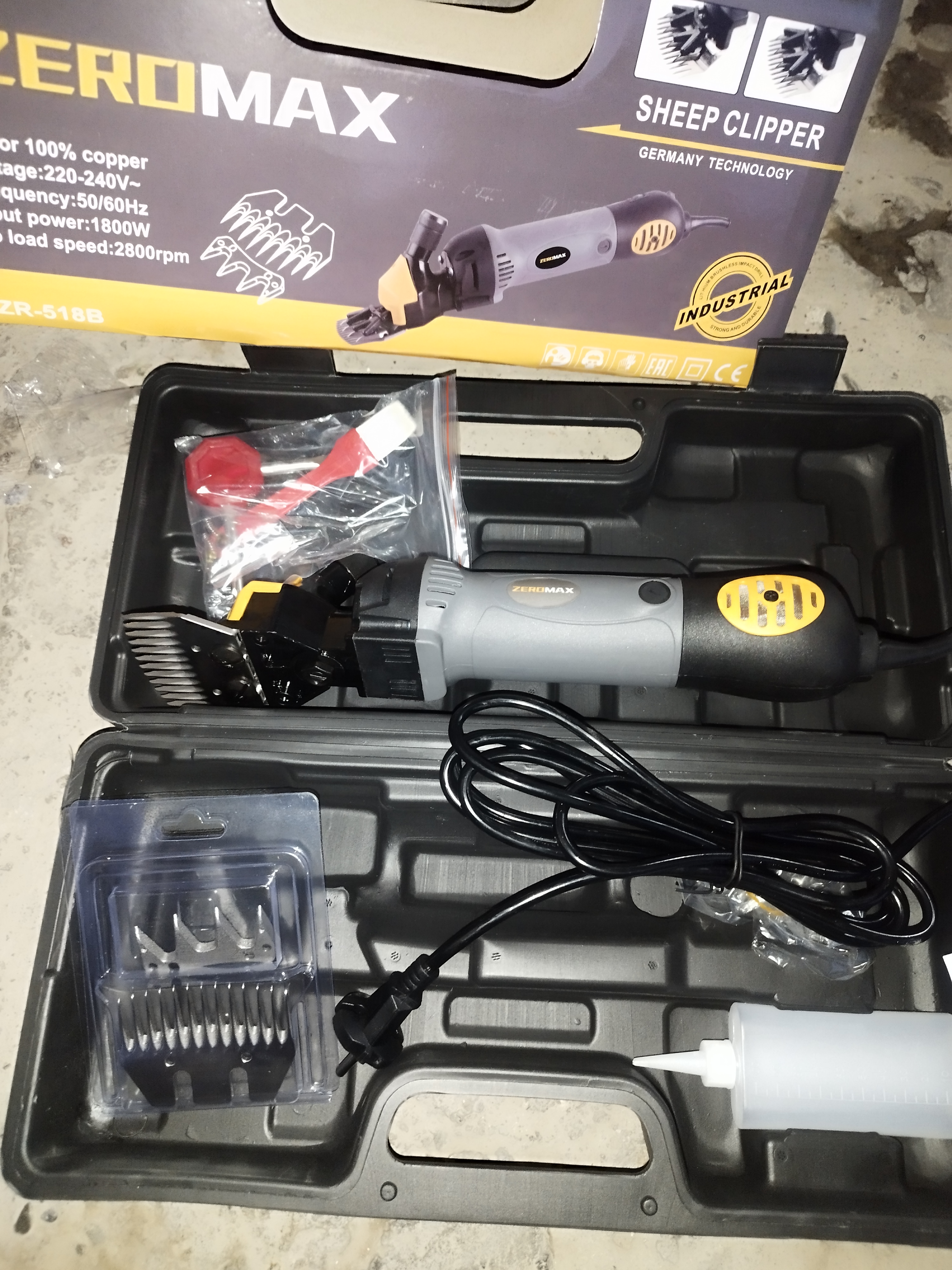 CRAFT 1200 Vt quvvatli 6 tezlikli professional qo‘y qirqish mashinasi, qo‘shimcha tig‘li