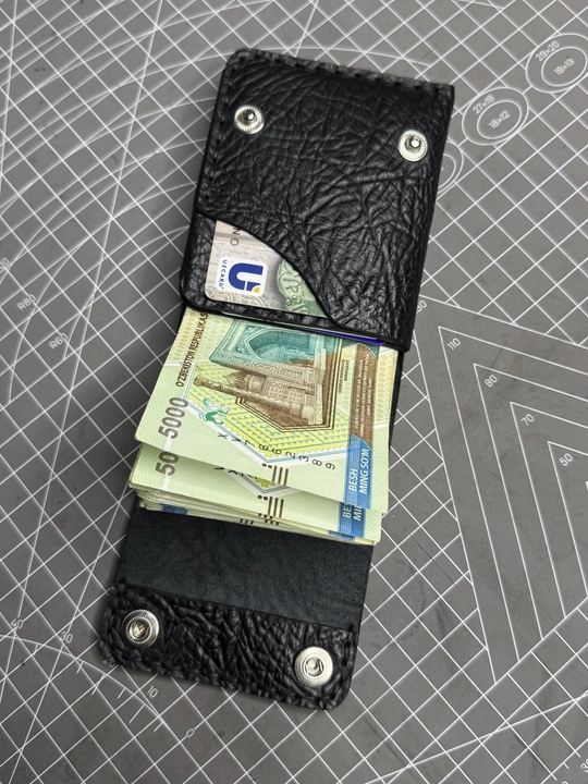 Black Gator tabiiy charmidan tayyorlangan karta va naqd pul uchun karta ushlagich hamyon