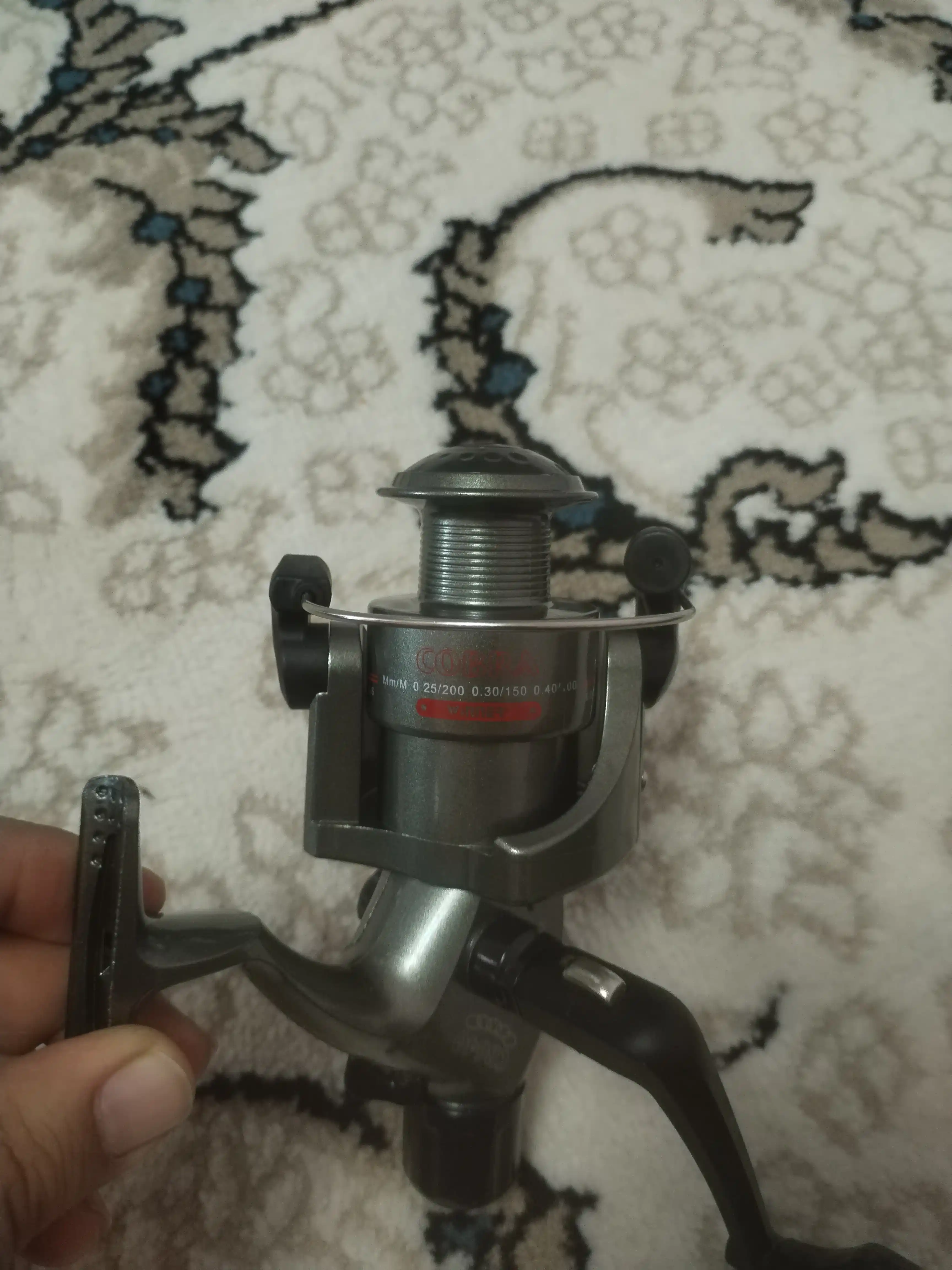 Spinning uchun g‘altak, baliq ovlash uchun, fiderli kobra