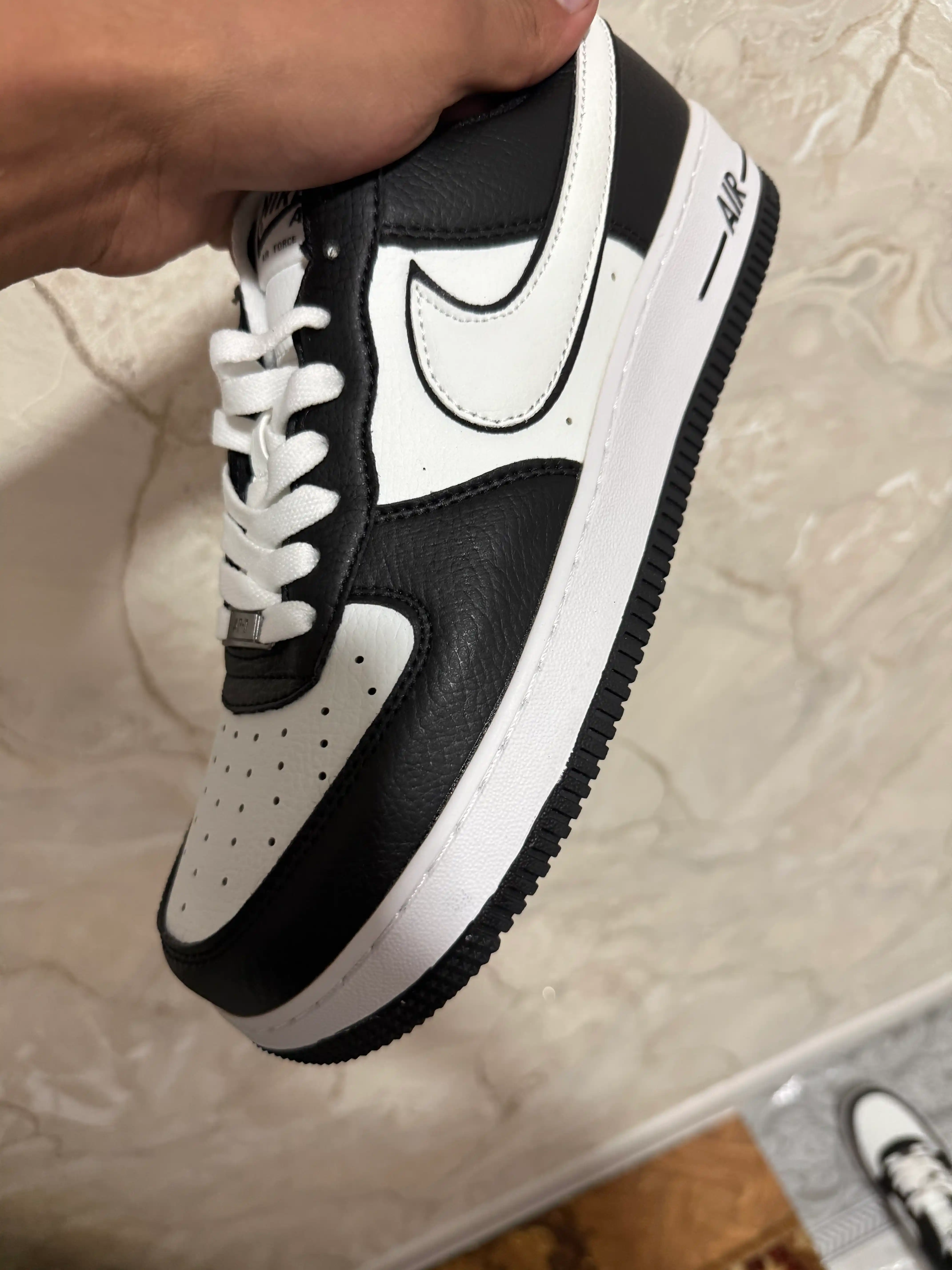 Erkaklar krossovkalari NikeAirforse clasic