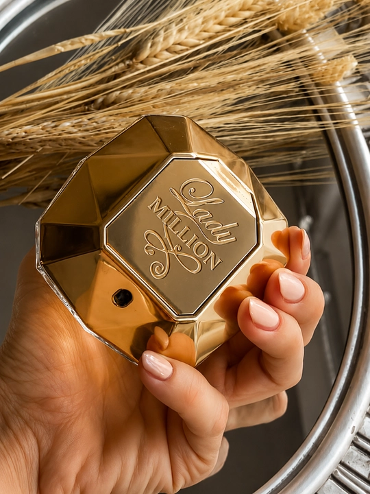 Paco Rabanne Lady Million ayollar atiri, gulli-mevali Eau de Parfum, mini parfyum, dekant