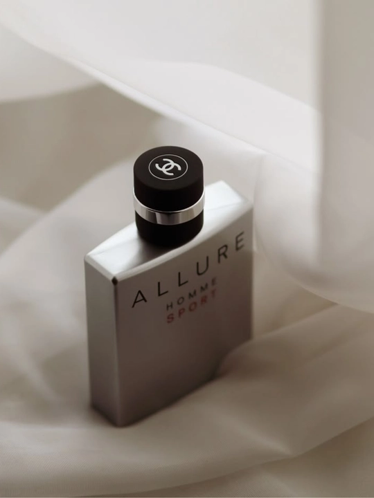 Chanel Allure Homme Sport erkaklar uchun atir suvi, yangi sitrus ifori va dekant spreyi
