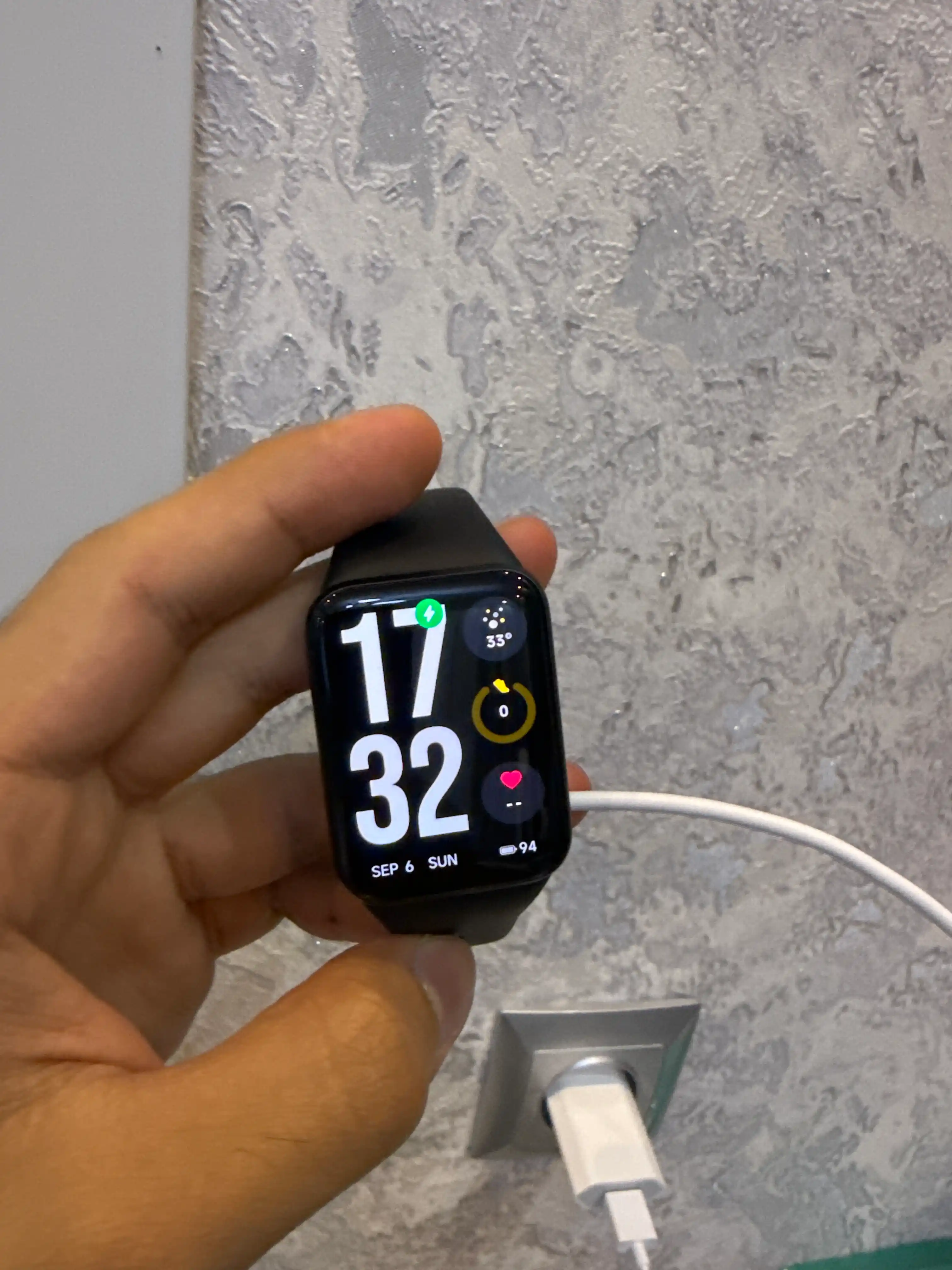 Фитнес-браслет Xiaomi Smart Band 10 Pro толщиной 9,7 мм, отслеживает сон
