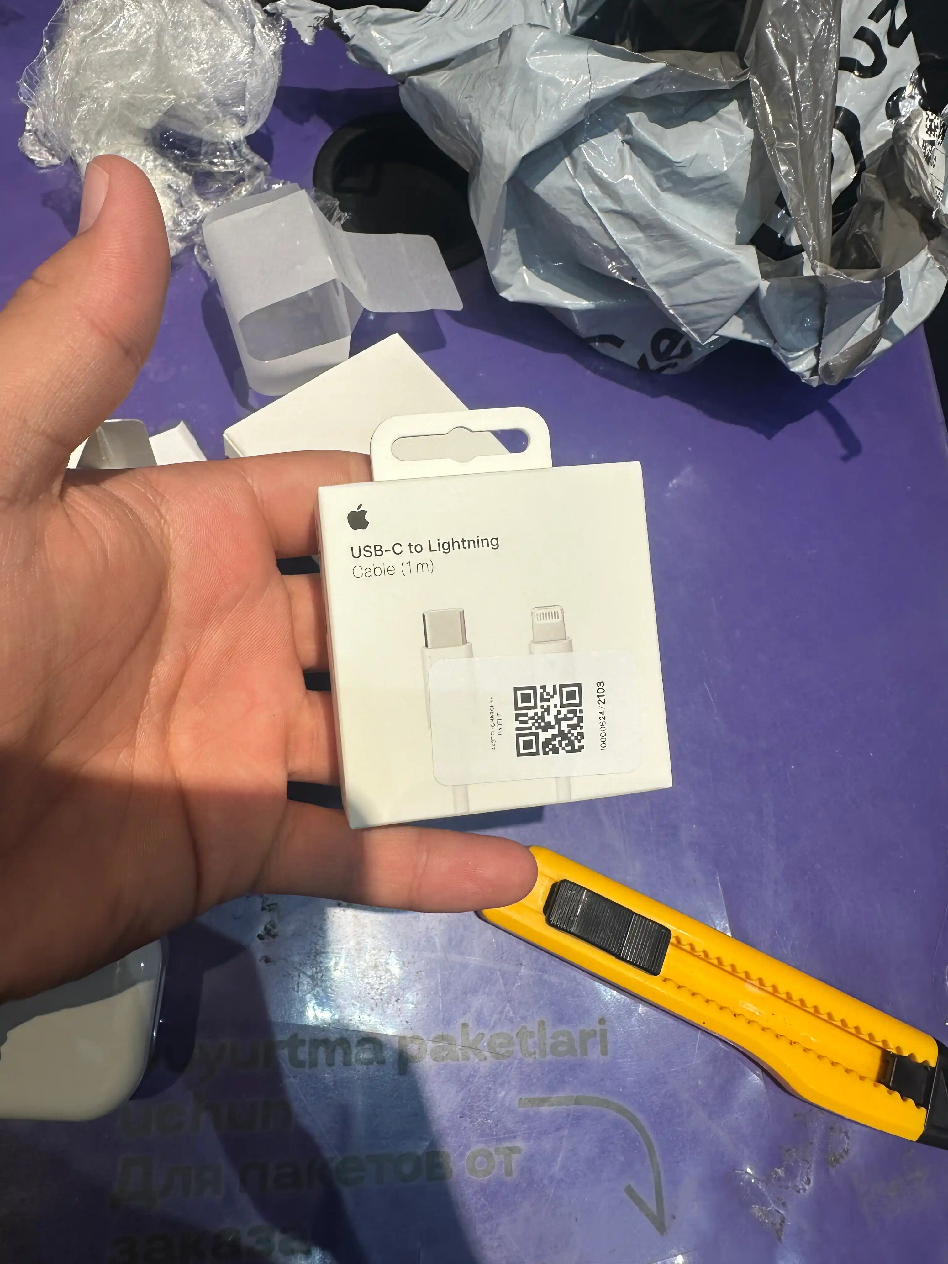 Кабель от производителя Apple 60W USB-C / USB-C to Lightning 1 м, для всех гаджетов