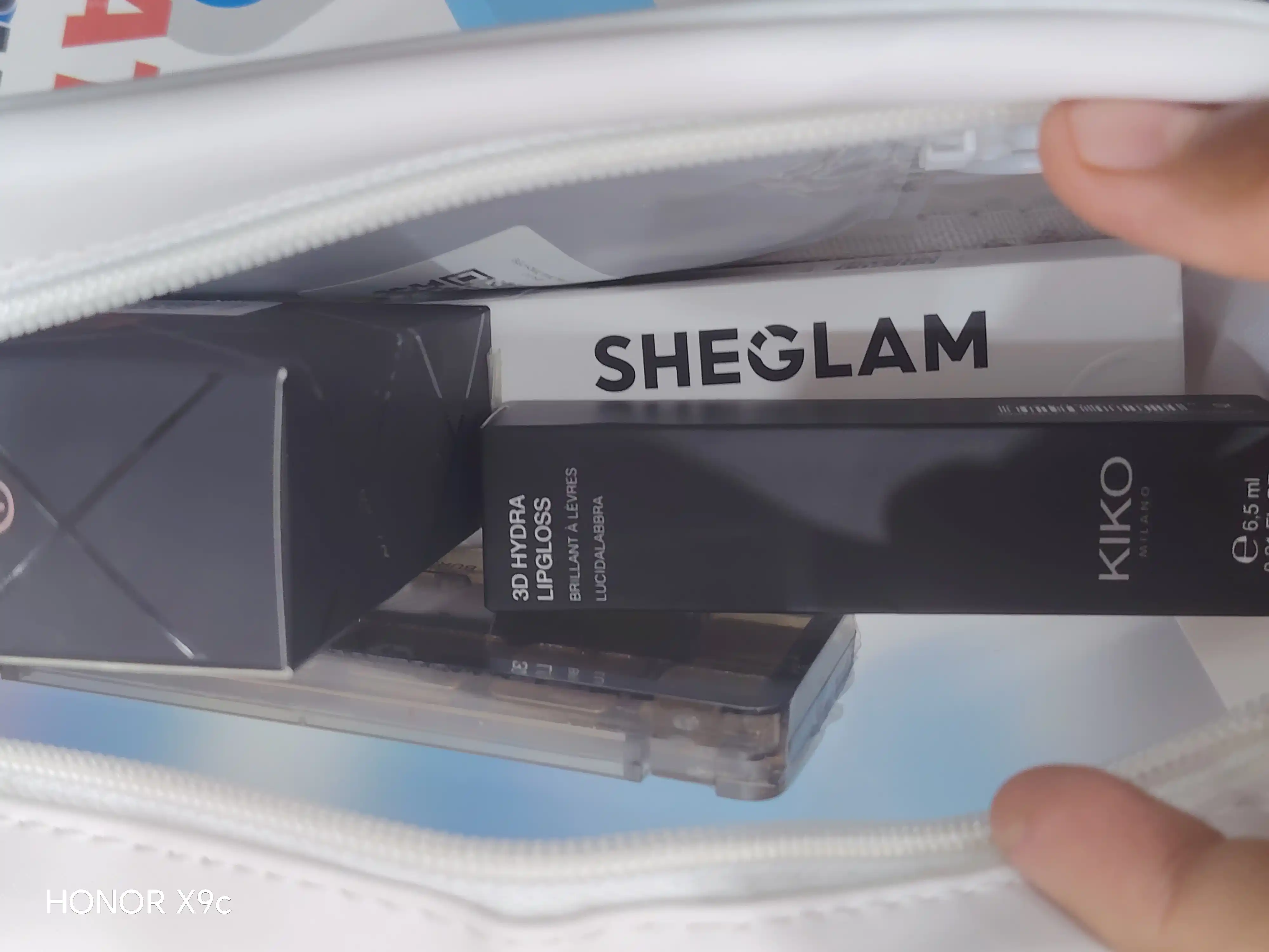“WASHBAG” 4 xil o‘lchamli va 4 rangli suv o‘tkazmaydigan kosmetik sumkalar (PVX-neylon)
