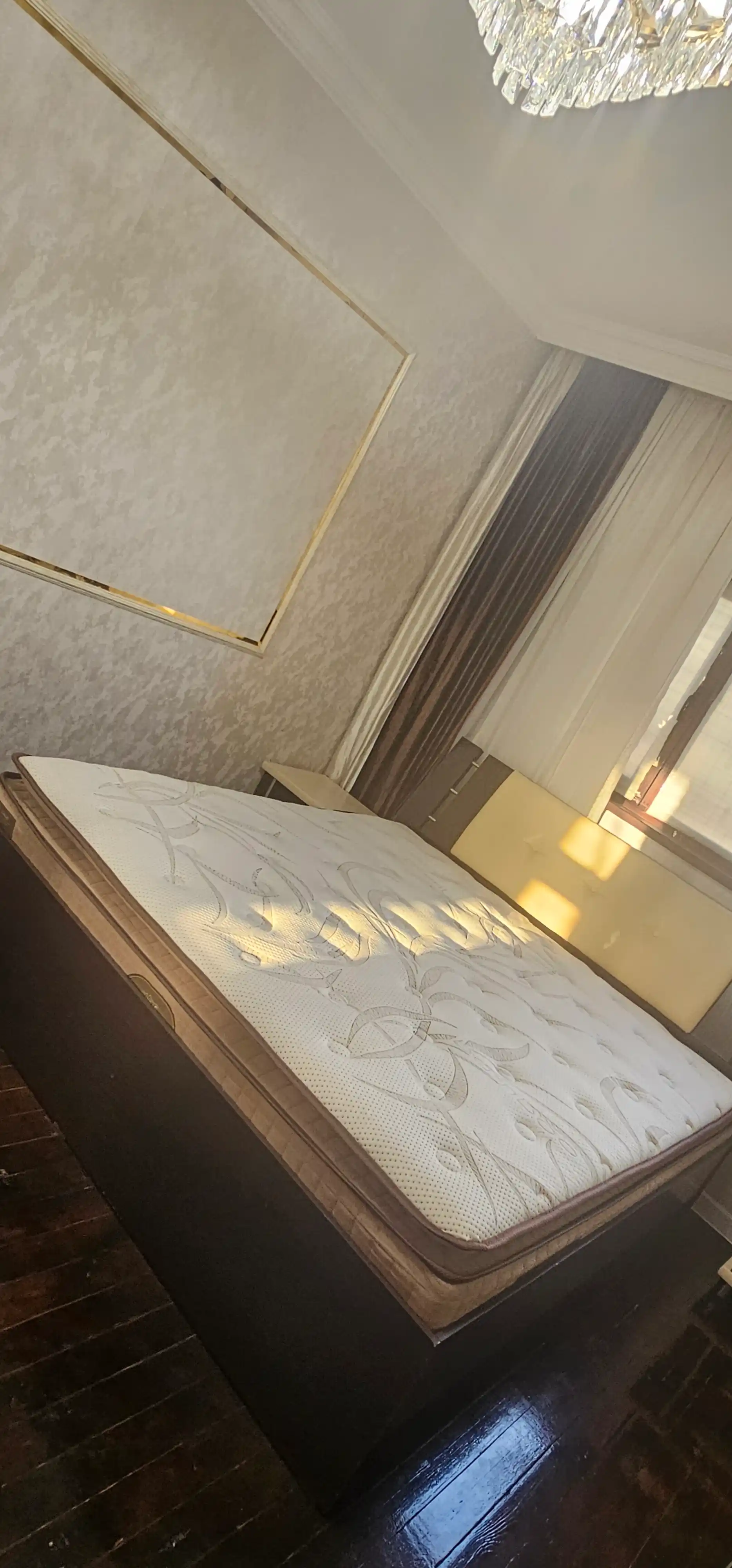 Matras Comfort anatomik, balandligi 32 sm, 180 prujina/m², Luxmatras