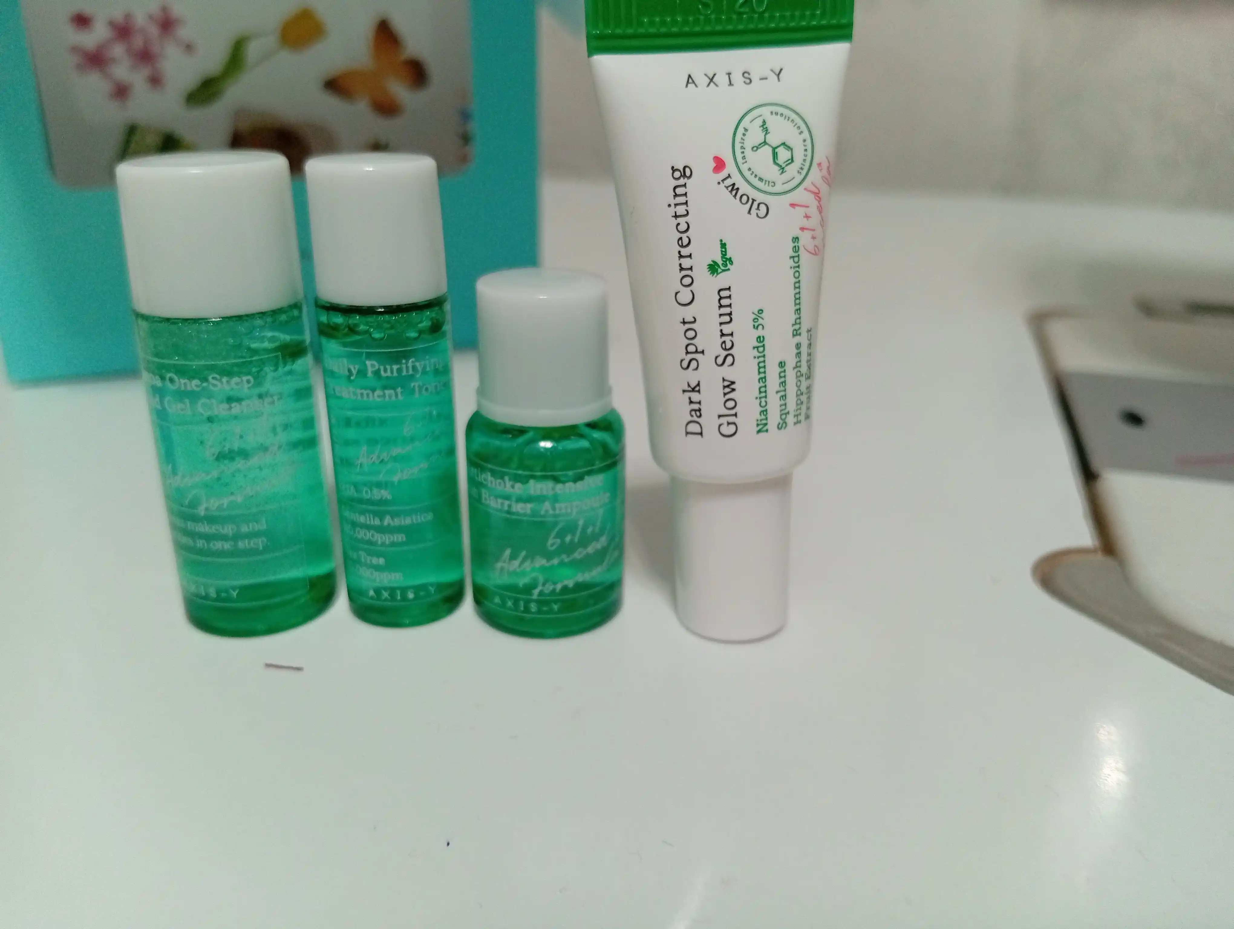 AXIS-Y The Mini Glow Set — мини-набор для ухода за кожей лица