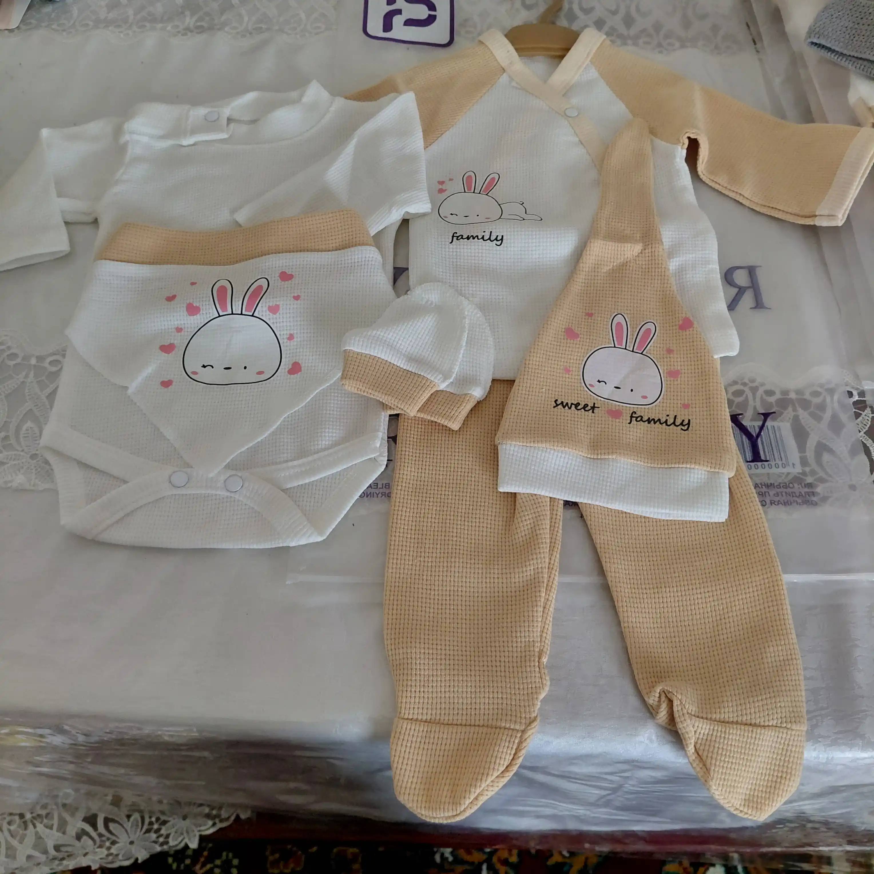 Комплект детской одежды из хлопка, состоящий из 6 предметов, подходит для осеннего сезона