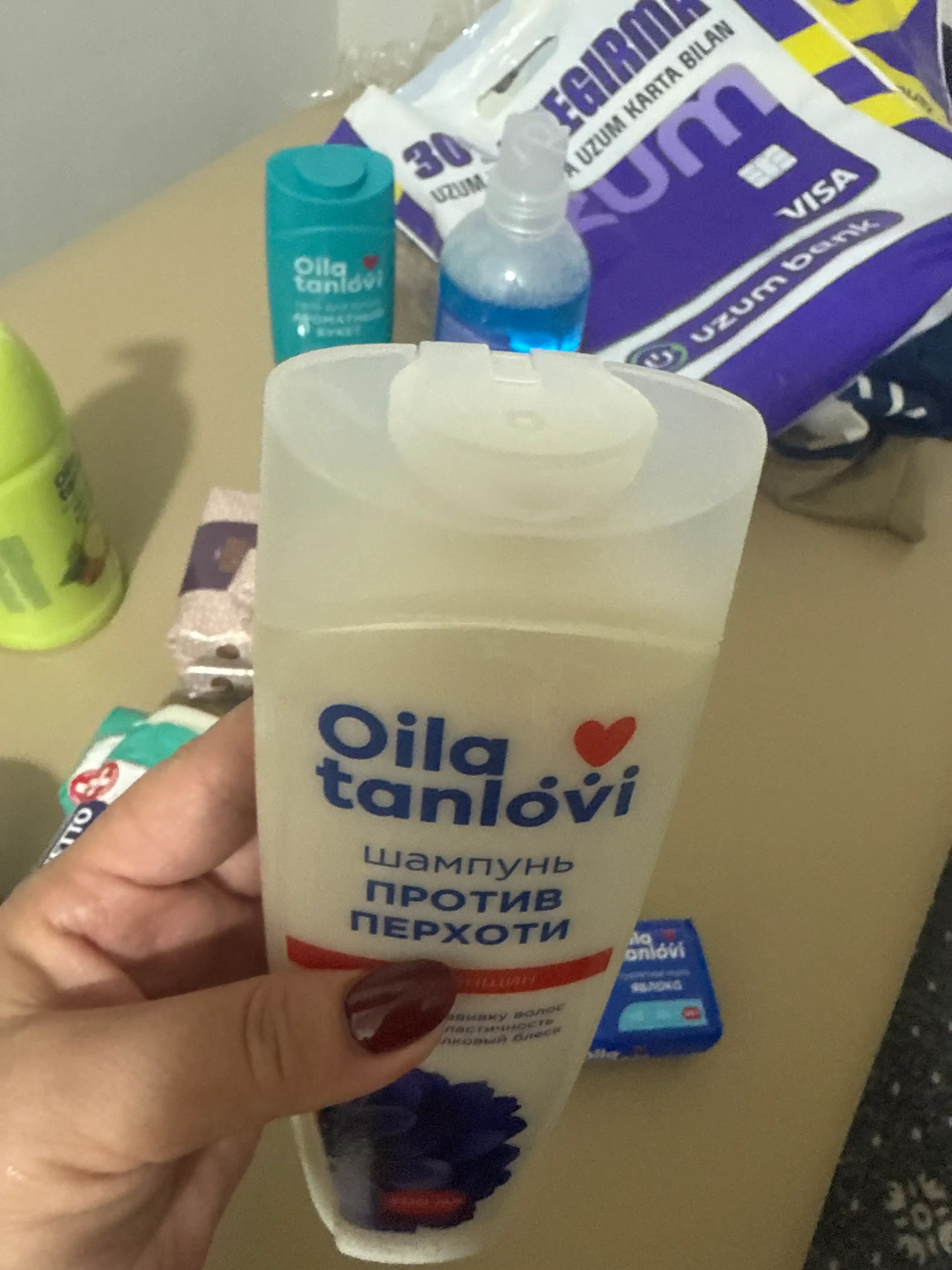 Шампунь для женщин Oila tanlovi, против перхоти, 400 мл