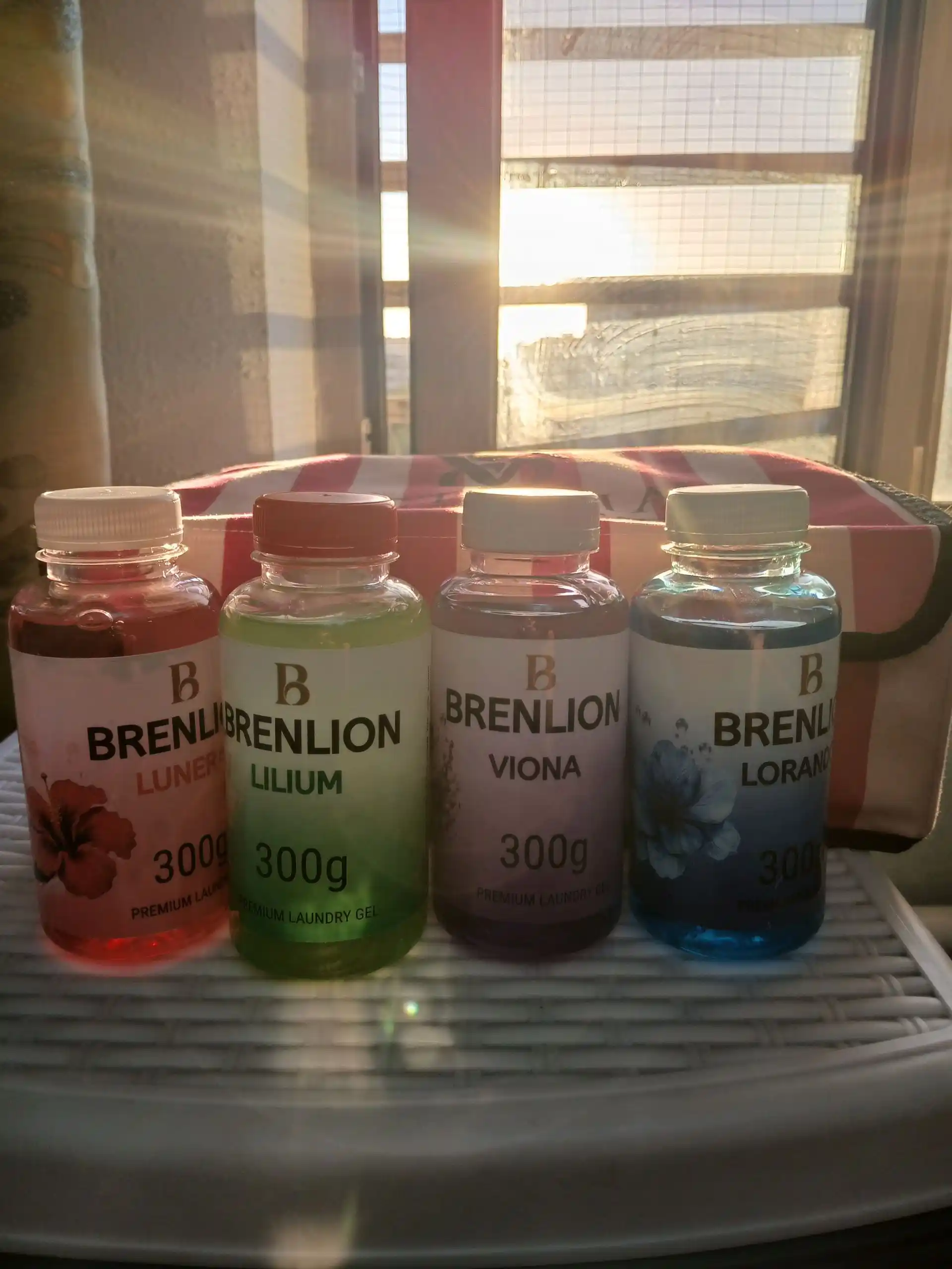 Набор гелей для стирки BRENLION, мини-сет 4-в-1, жидкий порошок для стирки белья, 4 х 300г