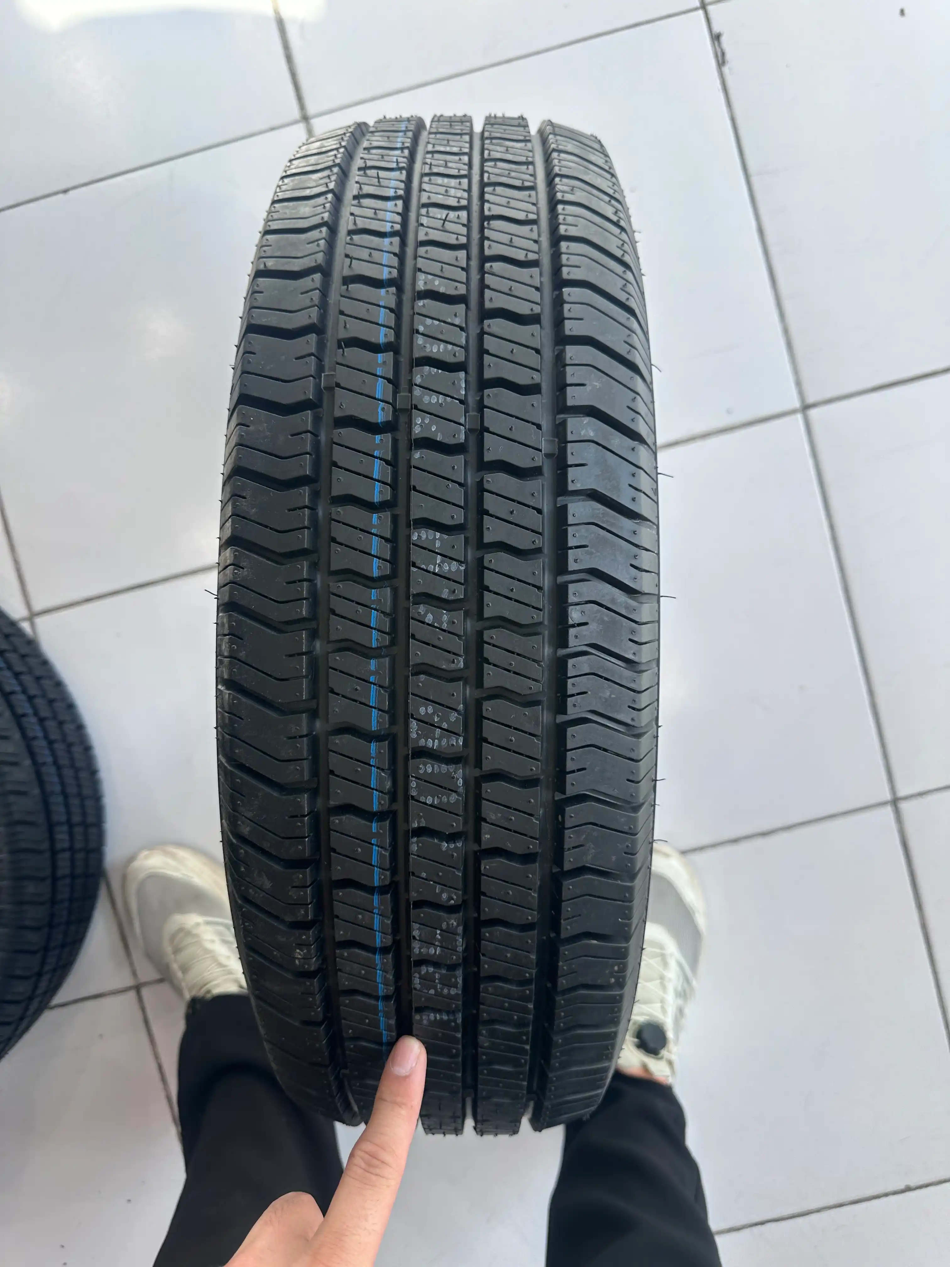 Avtomobil shinasi - NEWMAX N700/ZEROMAX Z700 - barcha mavsumlarga mo‘ljallangan - yumshoq