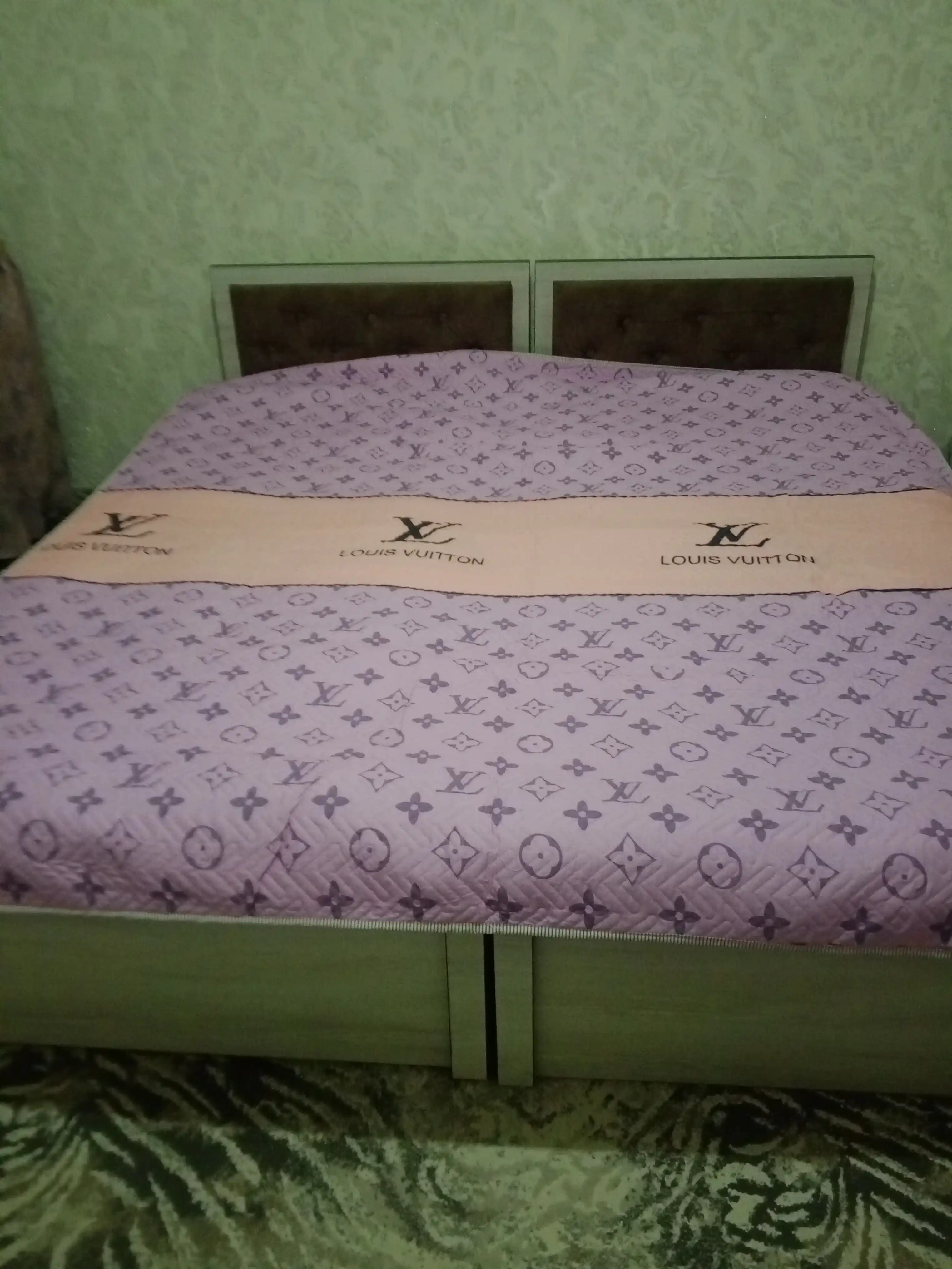 Yozgi adyol-pled, o‘lchami 160×215 / 200×215, gipoallergen, matosi Plant