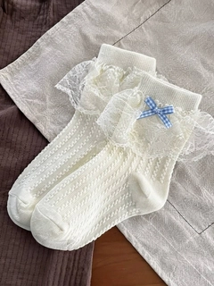 Прозрачный