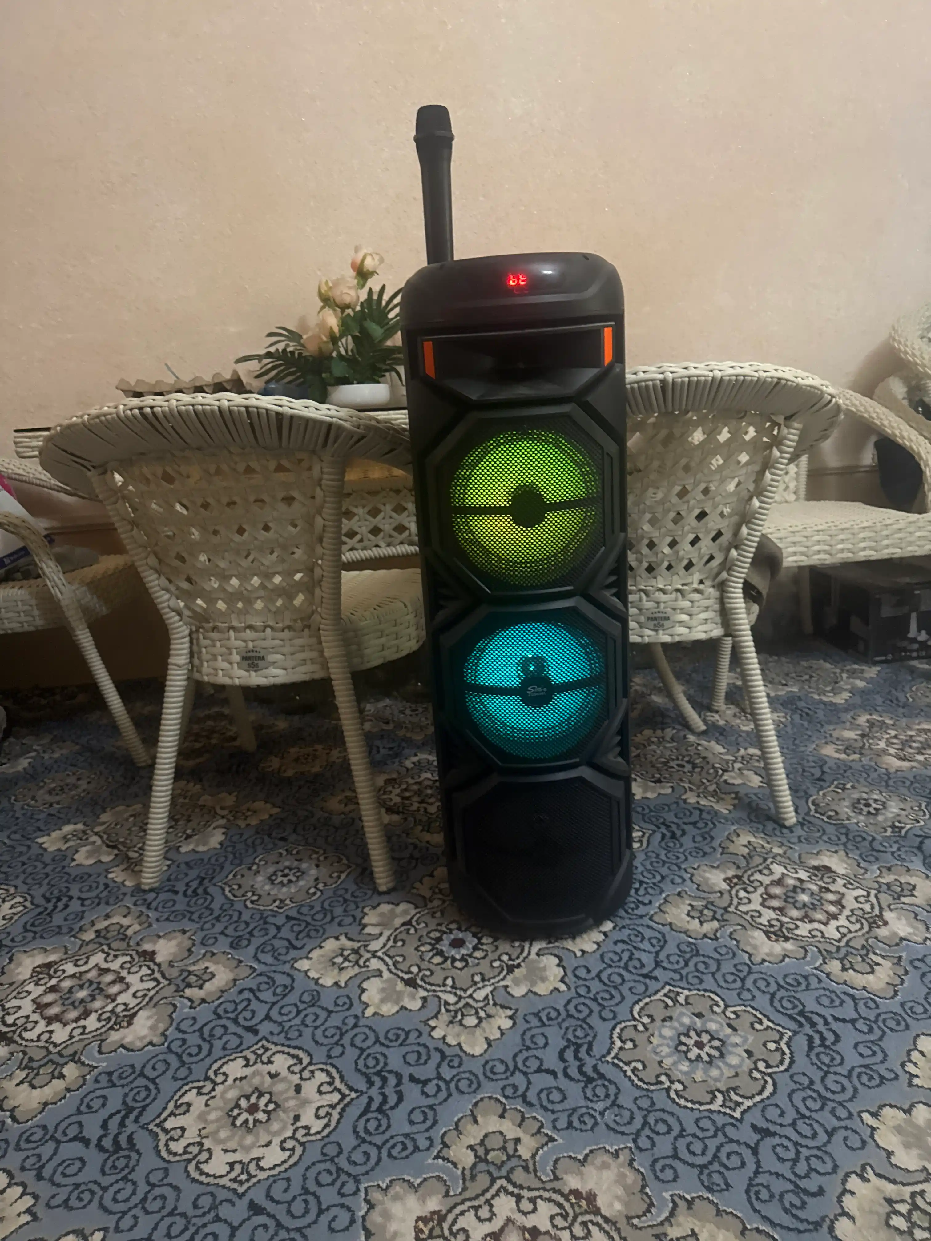 Караоке, беспроводное с RGB-подсветкой, микрофоном и пультом дистанционного управления