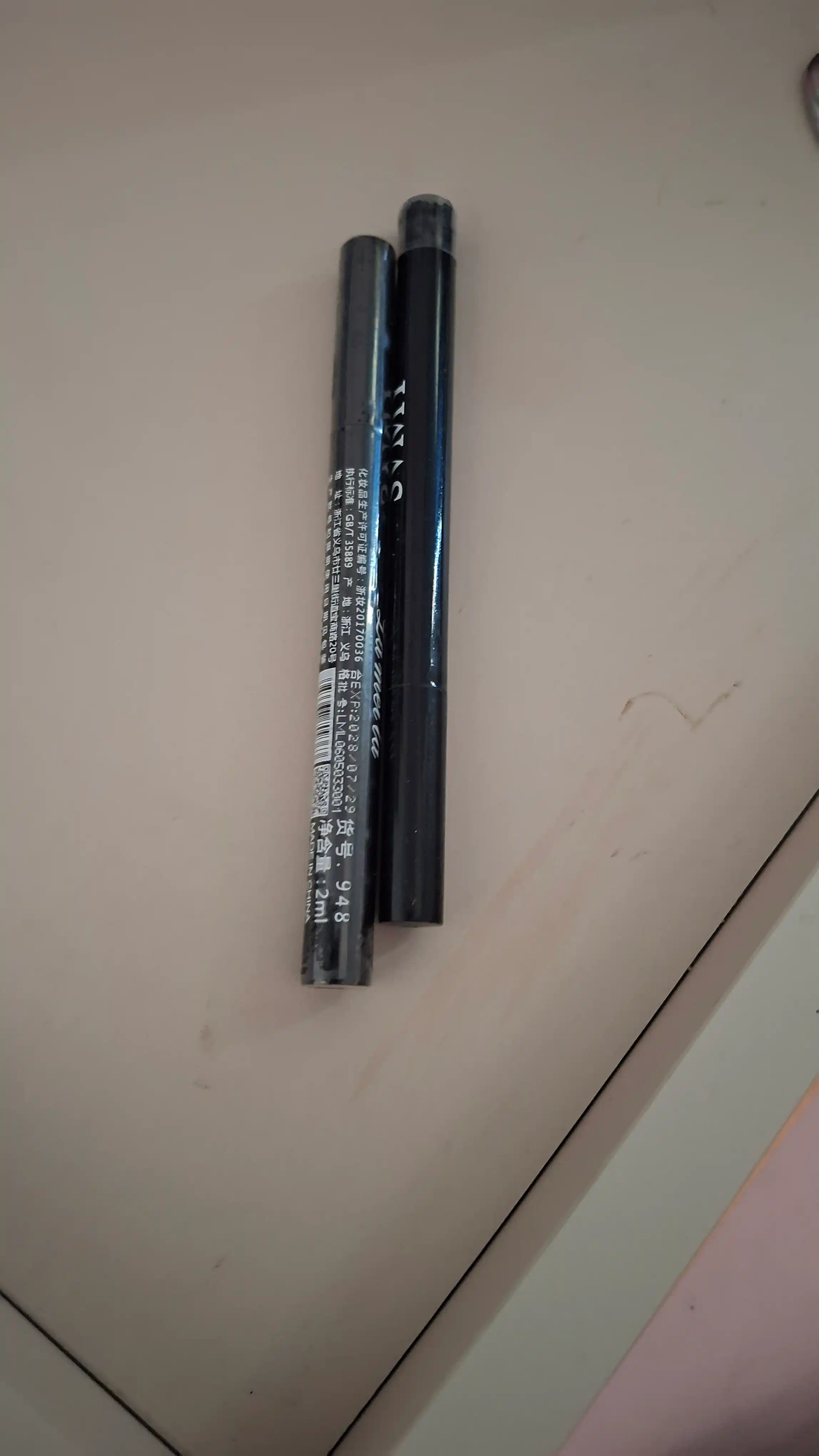 Podvodka flomaster 2 tasi 1 da ko'zlar uchun, SVMY va EYELINER, suvga chidamli